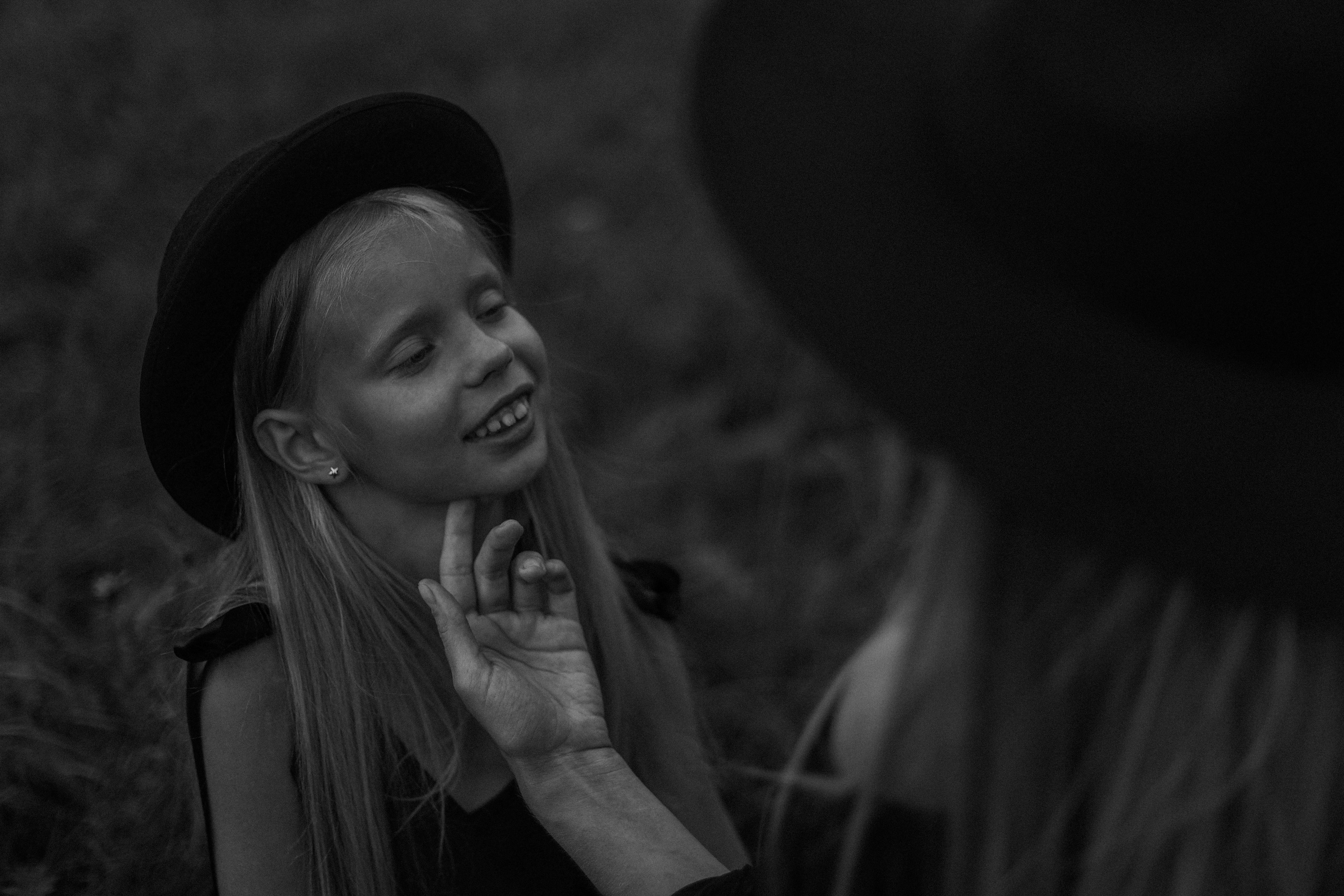 Не отпускай мою руку. Фотограф — Ольга Косолюкина