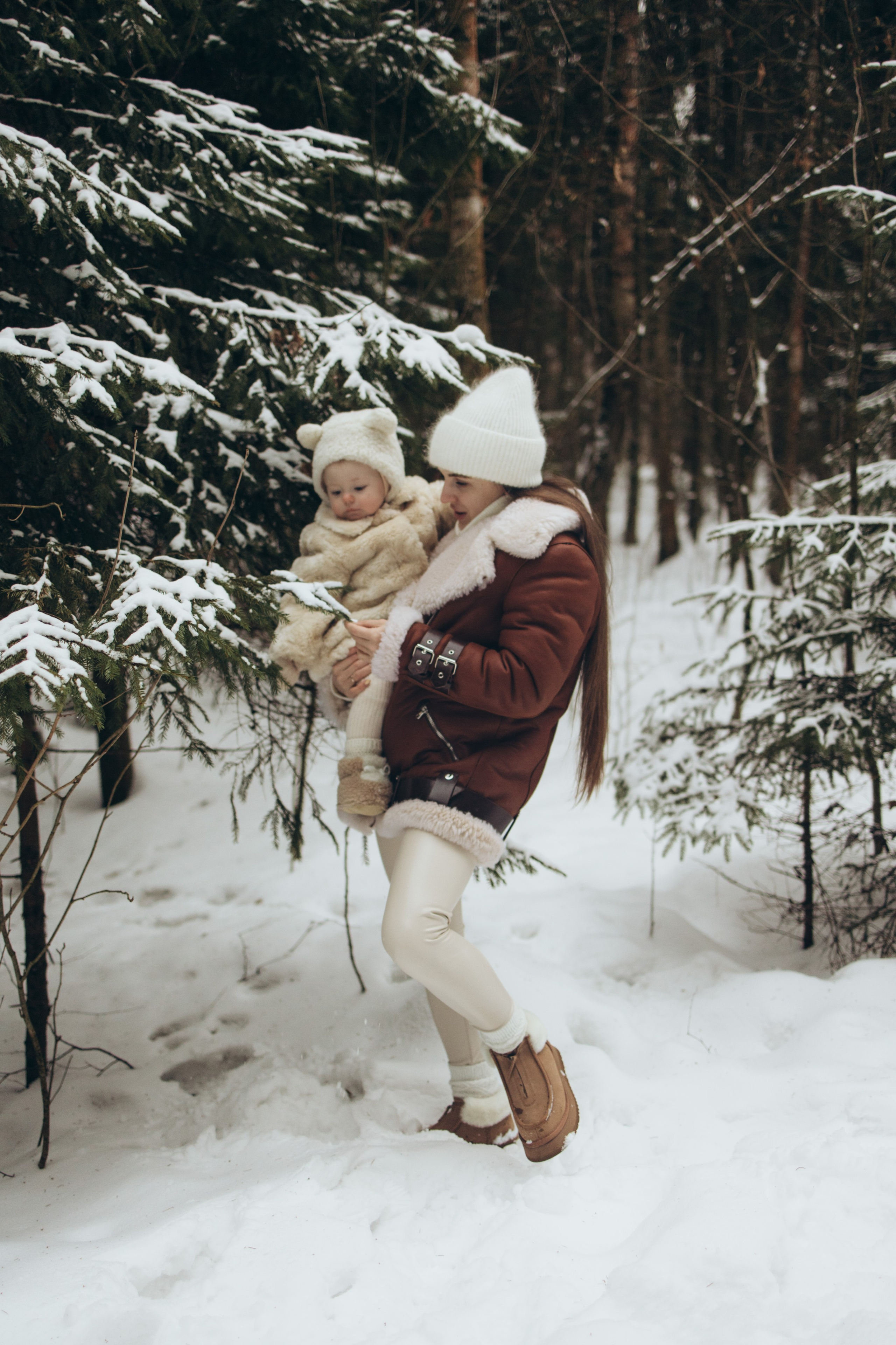 Снежный лес. Семейный фотограф в Москве Виктория Ястребинская