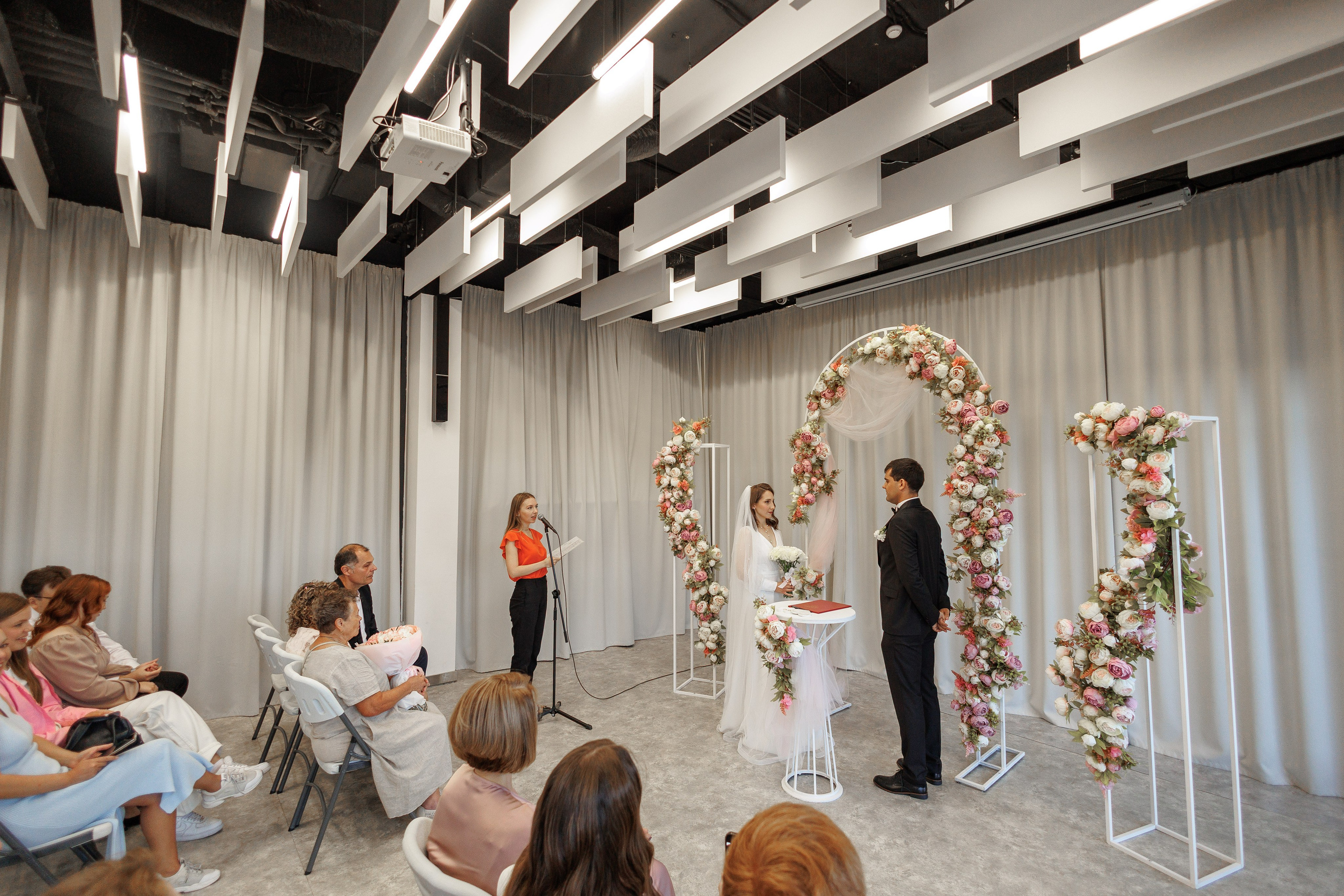 Александр & Анна. Фотограф Казань — профессиональные услуги фотосессий в студии и на локации