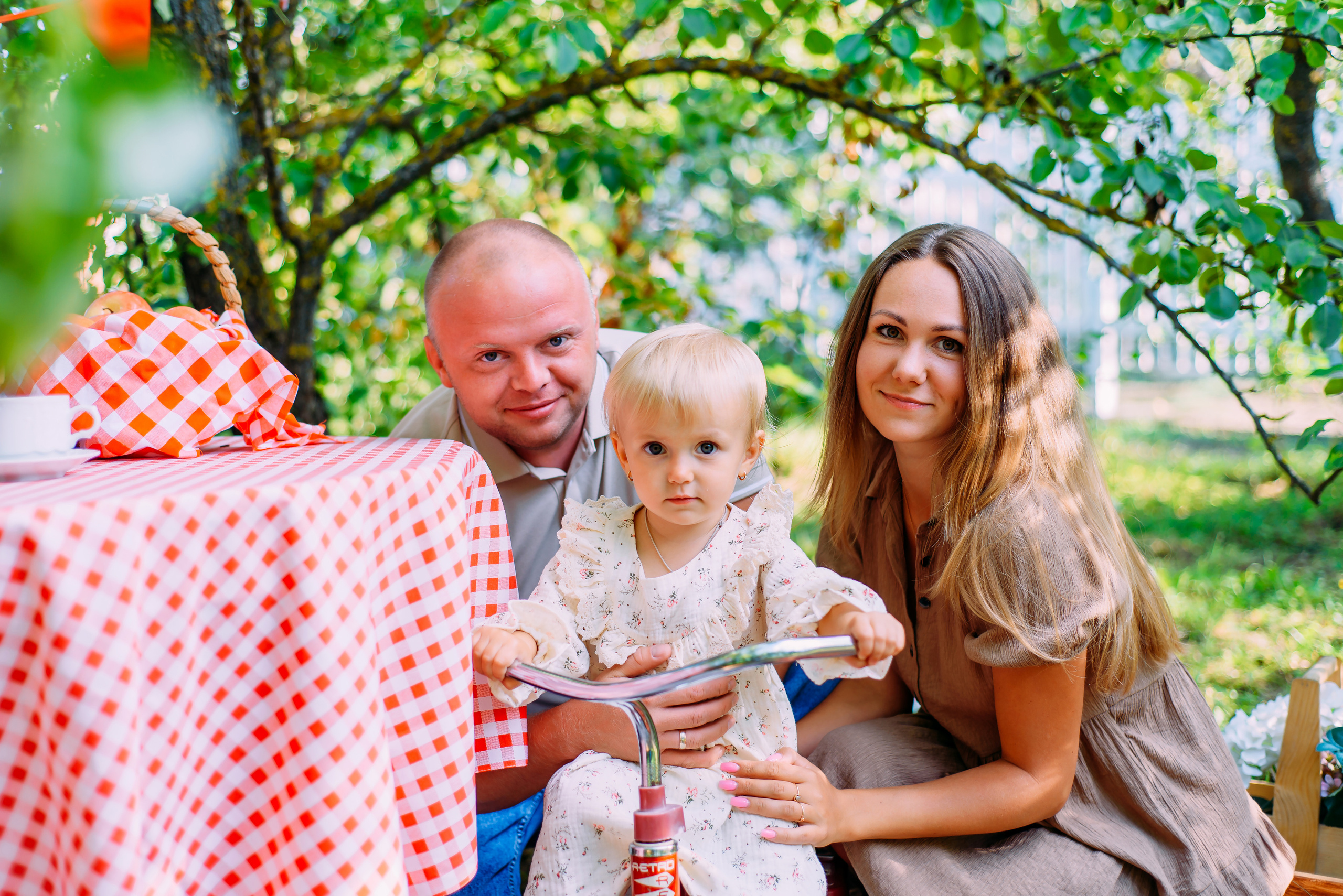 Ариша с родителями. Детский и семейный фотограф Эльмира Веселова