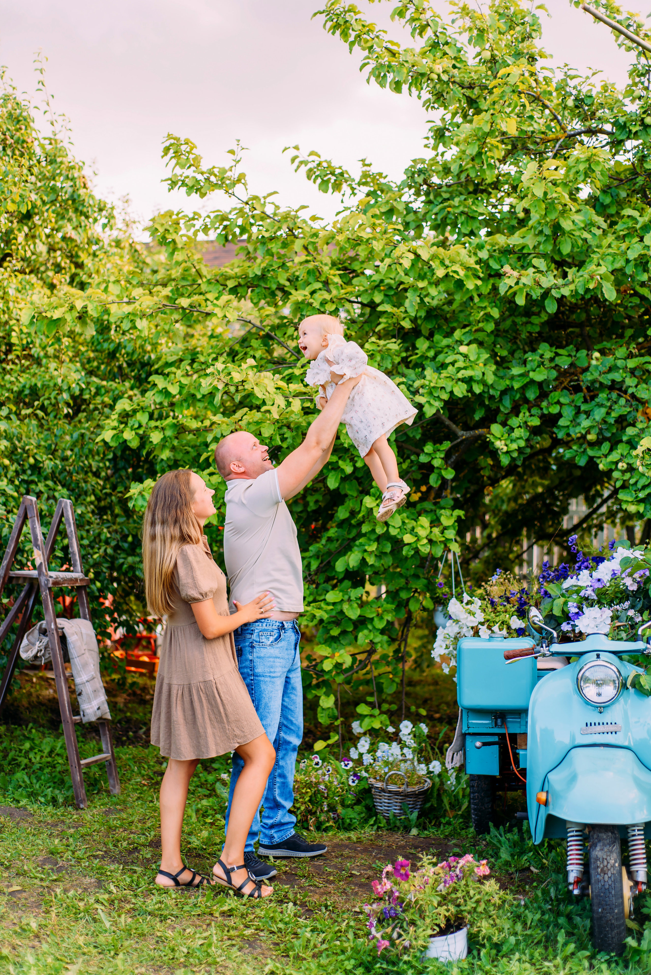 Ариша с родителями. Детский и семейный фотограф Эльмира Веселова