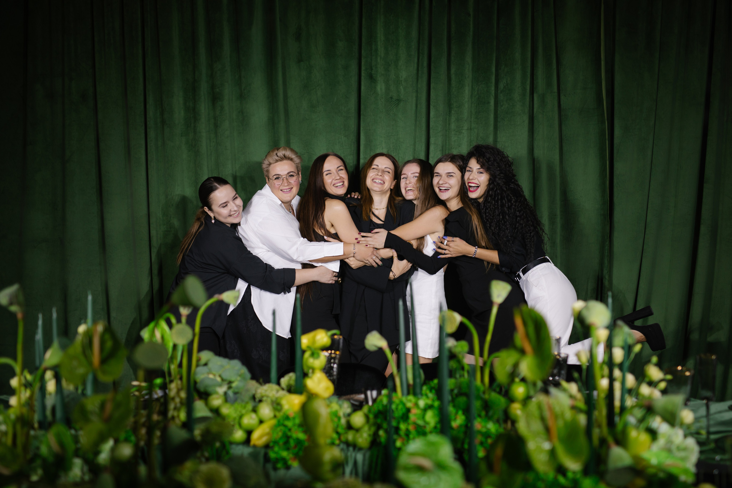 День рождения Юлии, Ресторан Сантропе