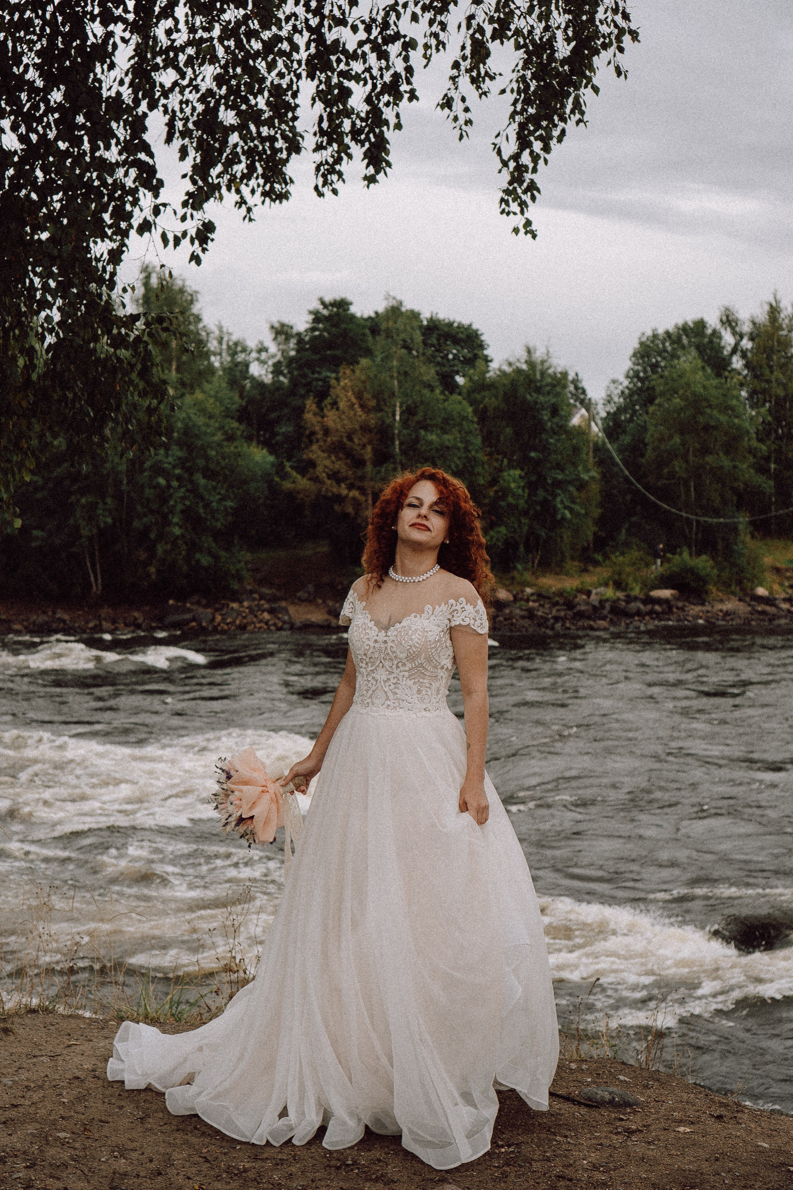 СВАДЕБНАЯ ФОТОСЕССИИЯ ПАРЫ В ГОРОДЕ ПРИОЗЕРСК В СОСНОВОМ ЛЕСУ И С ПИКАПОМ. Профессиональный фотограф, Санкт-Петербург — Виктория Богомолова