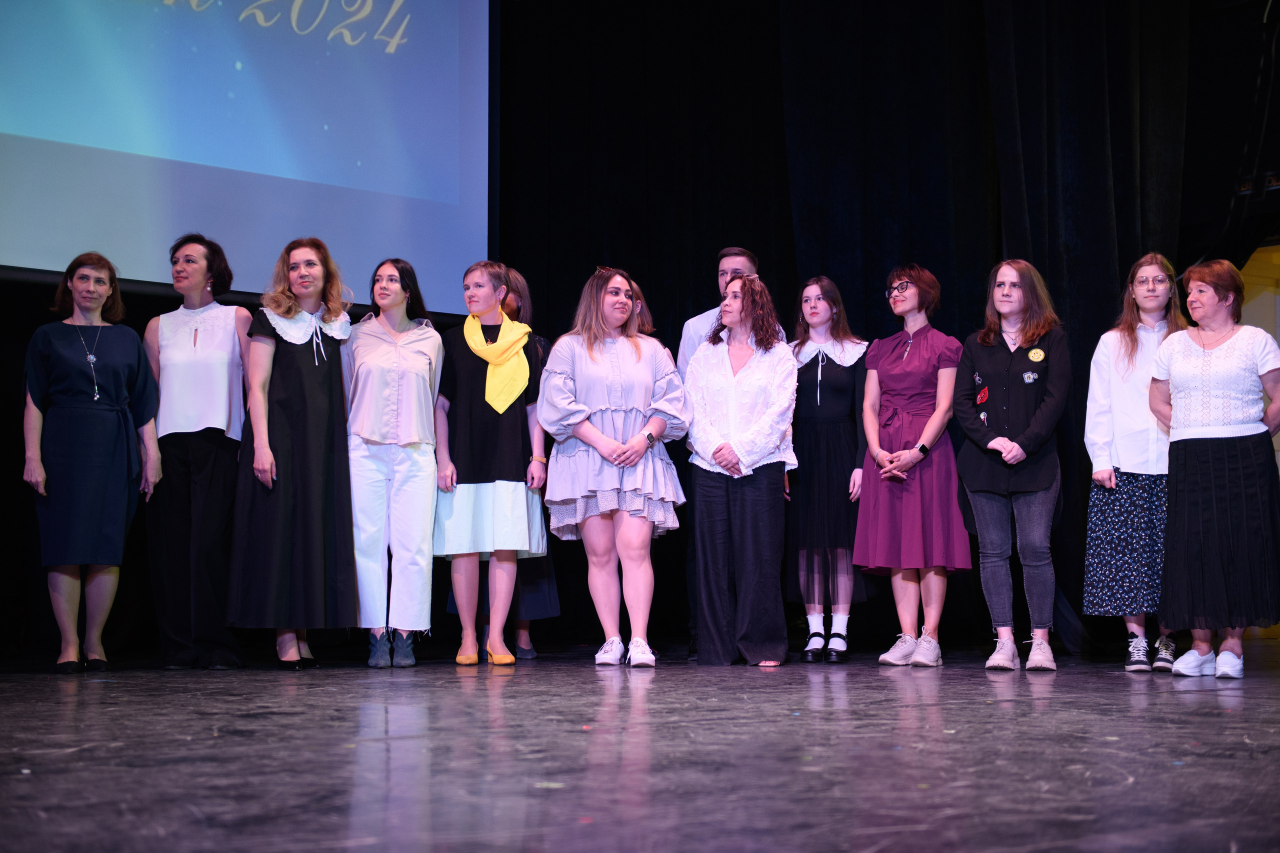 Фотосъёмка торжественного вечера выпускников. Организация и проведение фотосъемок в Санкт-Петербурге. Фотограф Смирягин Илья