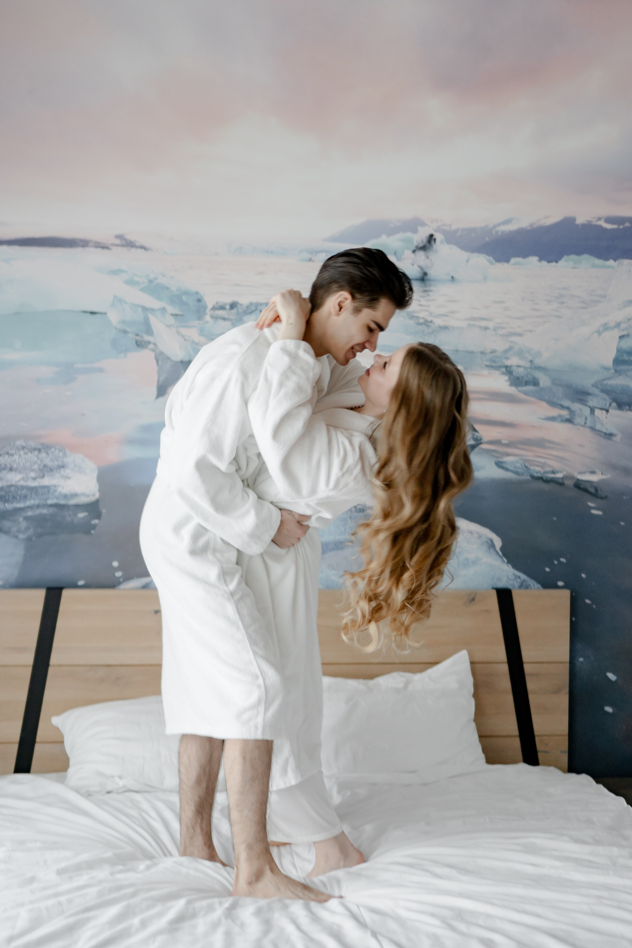 СВАДЕБНАЯ СЬЕМКА СБОРОВ В ОТЕЛЕ И ВЫЕЗД НА ЦЕРЕМОНИЮ (СНЯТО В СИБИРЕ В НИЖНЕВАРТОВСКЕ). Профессиональный фотограф, Санкт-Петербург — Виктория Богомолова