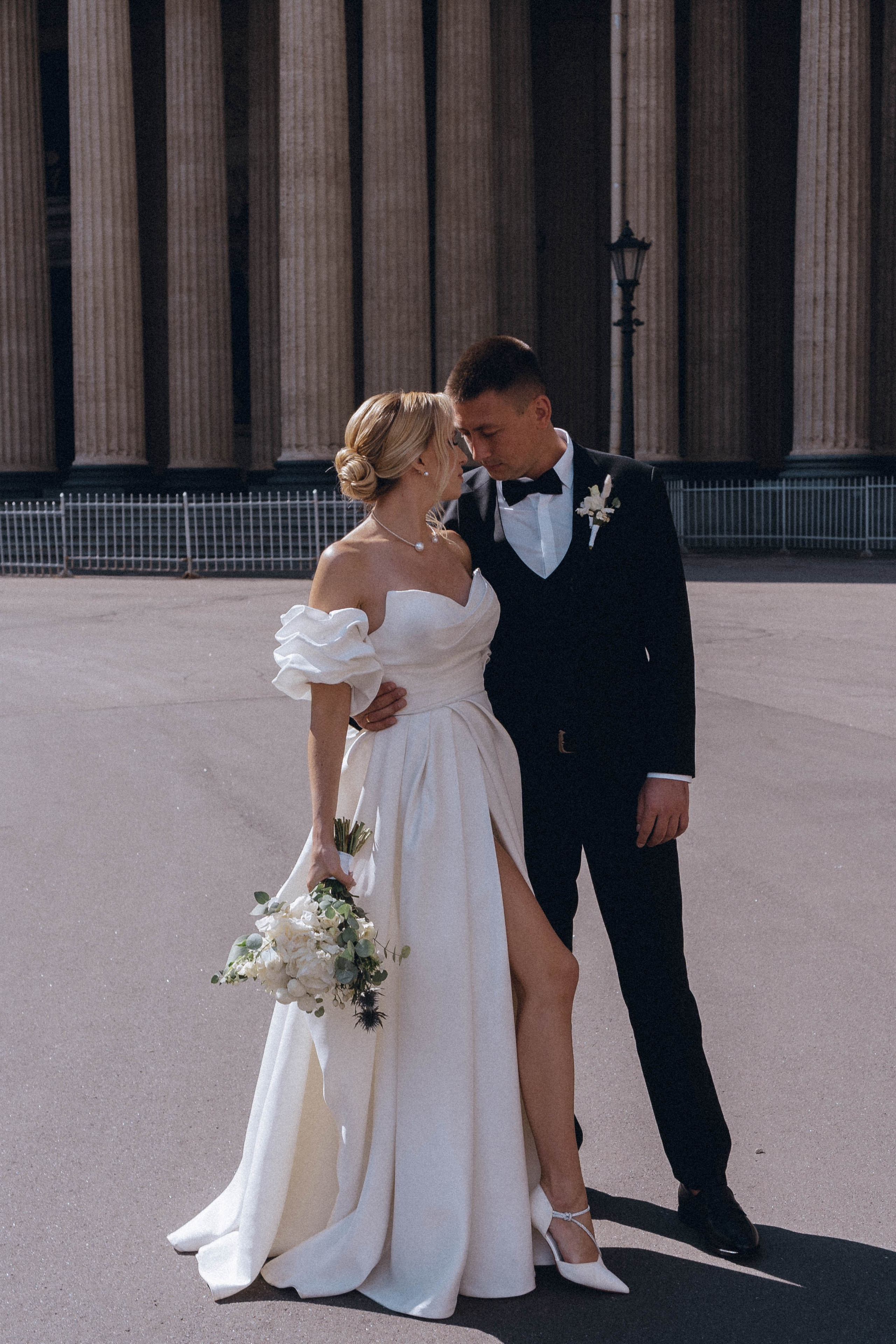 СВАДЕНБНАЯ СЬЕМКА НА КАТЕРЕ ПО КАНАЛАМ САНКТ-ПЕТЕРБУРГА И В АКВАТОРИИ НЕВЫ. Профессиональный фотограф, Санкт-Петербург — Виктория Богомолова