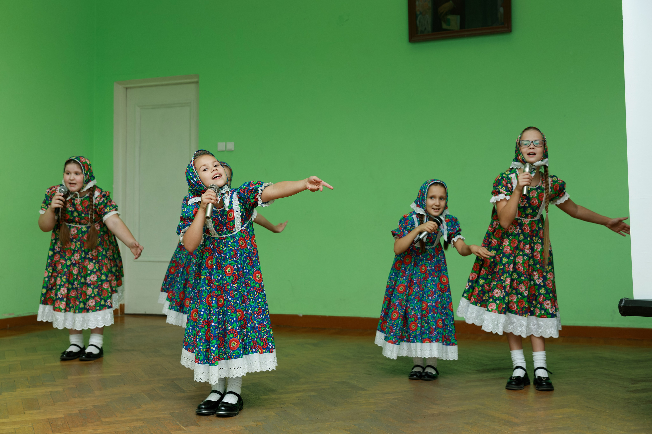 Интеллектуальный праздник «Язык — душа народа» в Никитинской библиотеке. Фотограф в Воронеже Галина Фурсова