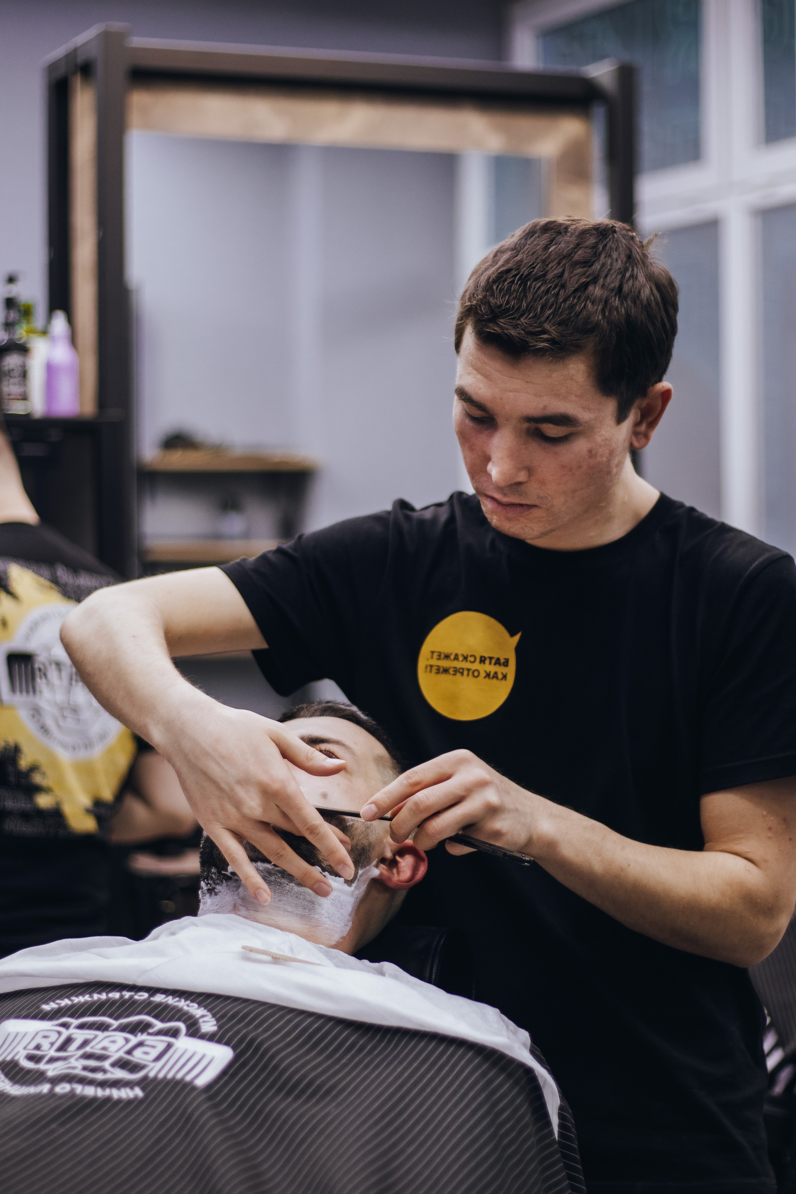 Barbershop Dad. Content shooting. KRIS KRUPINNIKOVA