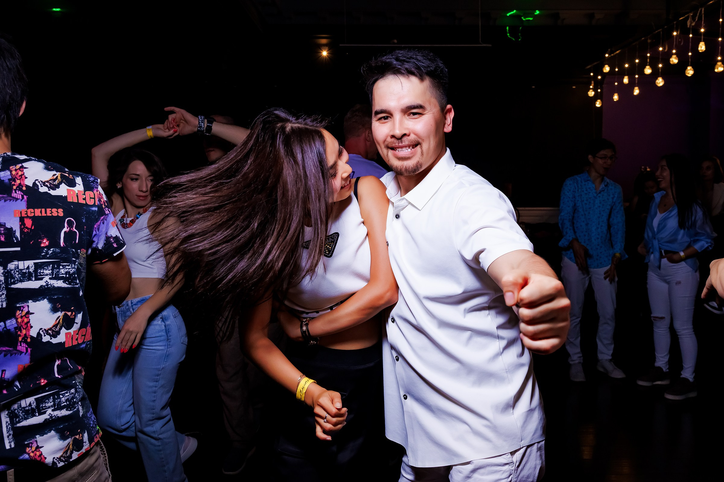 Bachata Party by Hola Dance. Репортажный фотограф в Алматы Каюпов Сержан
