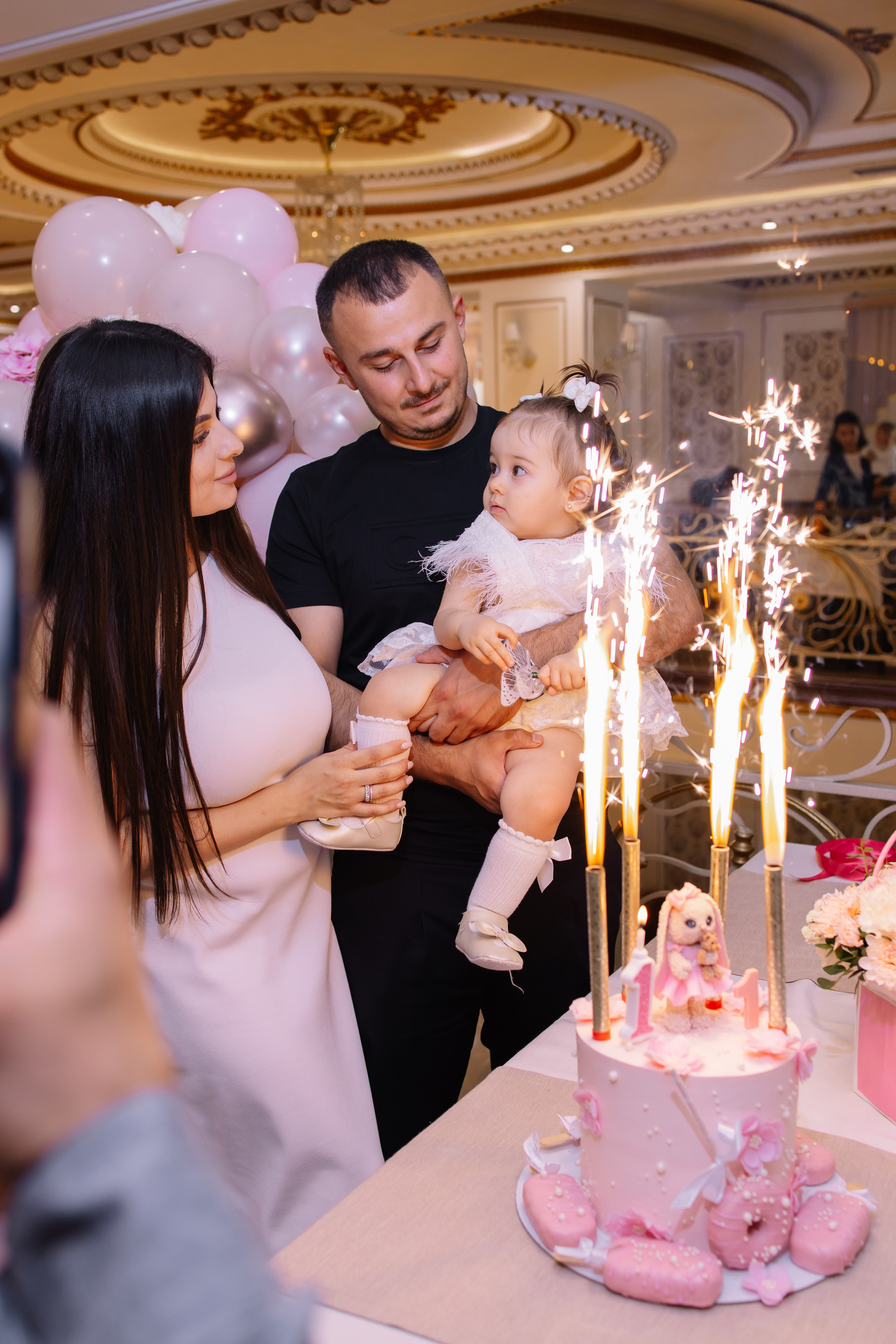 1 годик Эмилии. Свадебный фотограф в Новосибирске Лидия Александровна