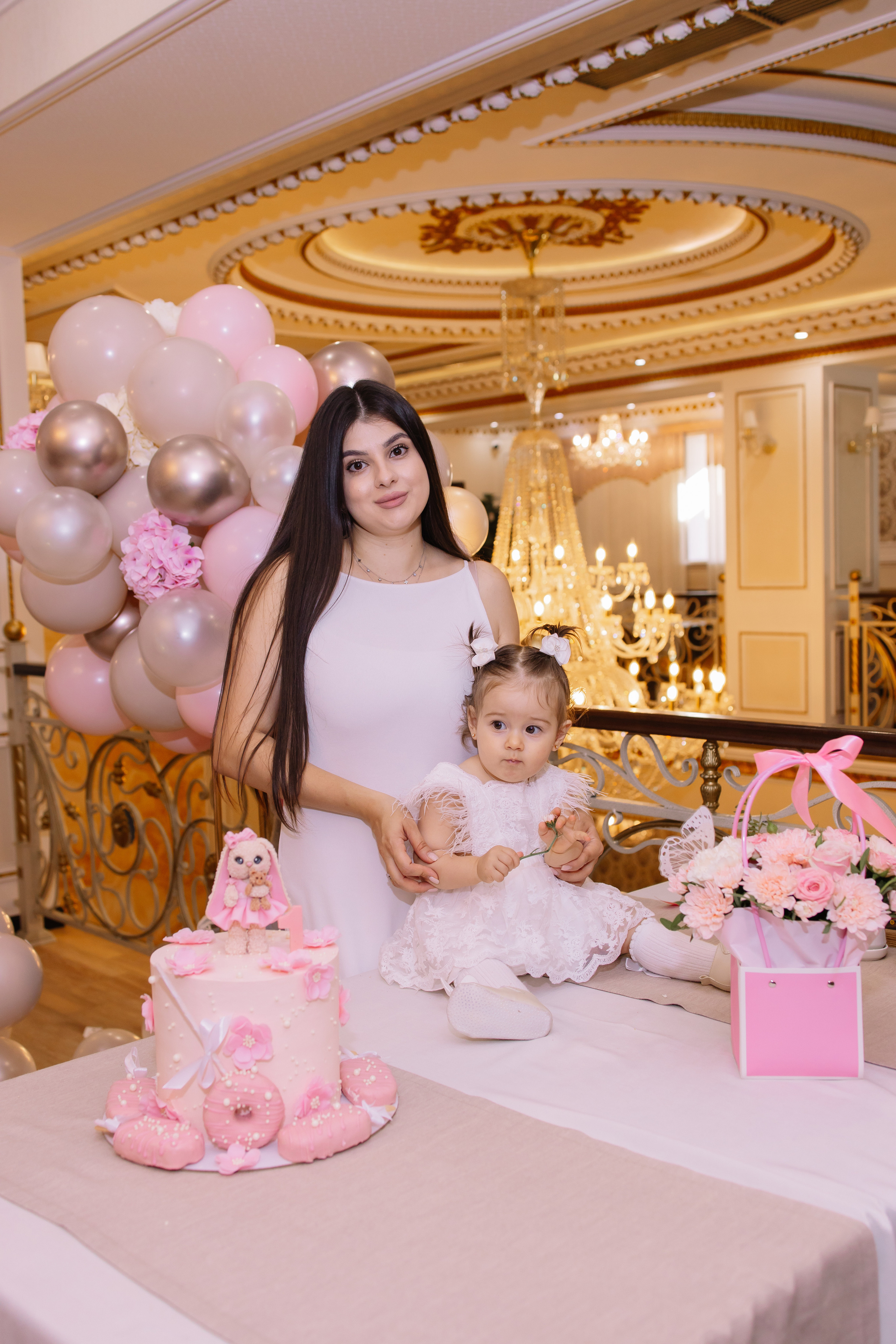 1 годик Эмилии. Свадебный фотограф в Новосибирске Лидия Александровна