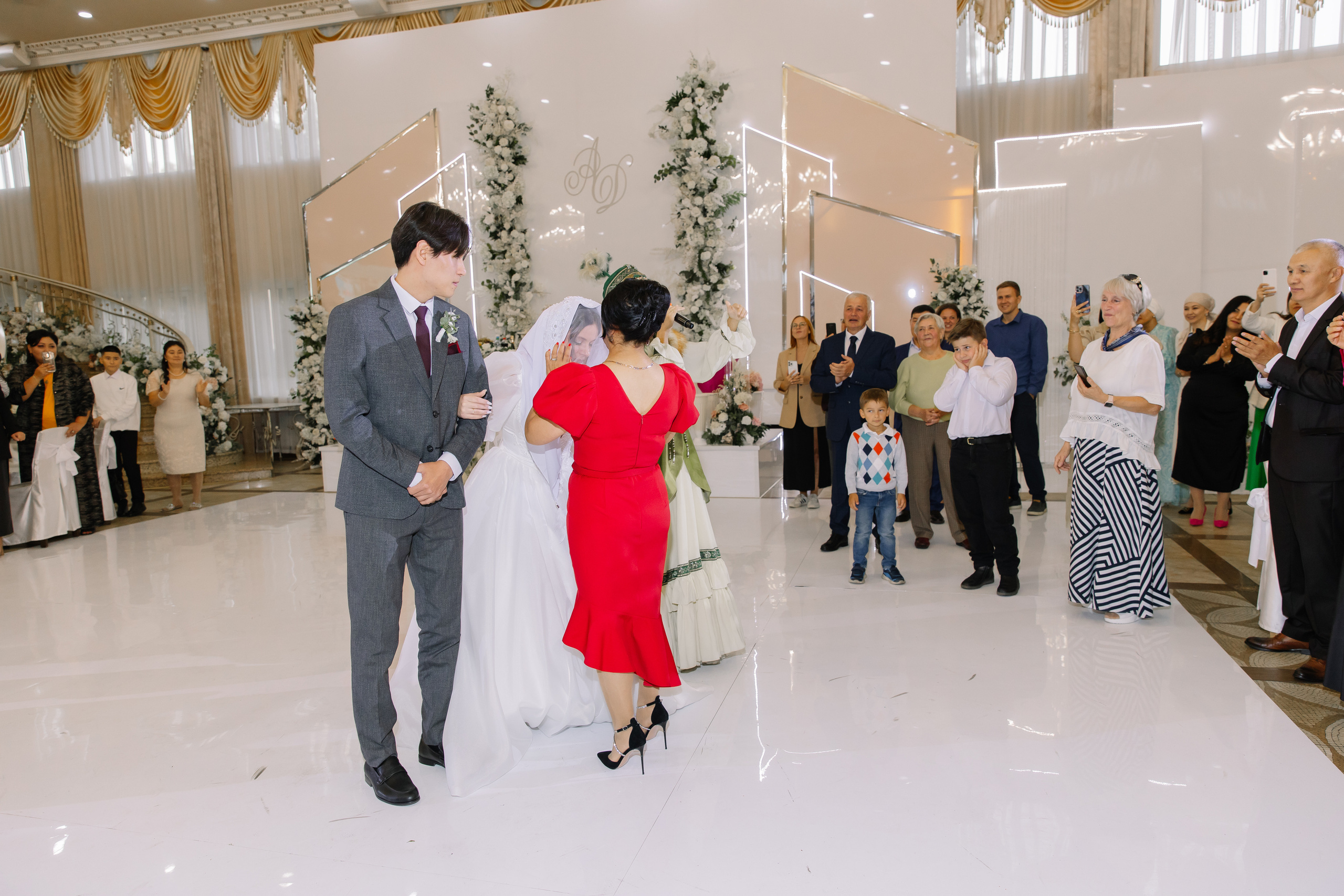 Свадьба Киргизская Арген & Дарья. Свадебный фотограф в Новосибирске Лидия Александровна