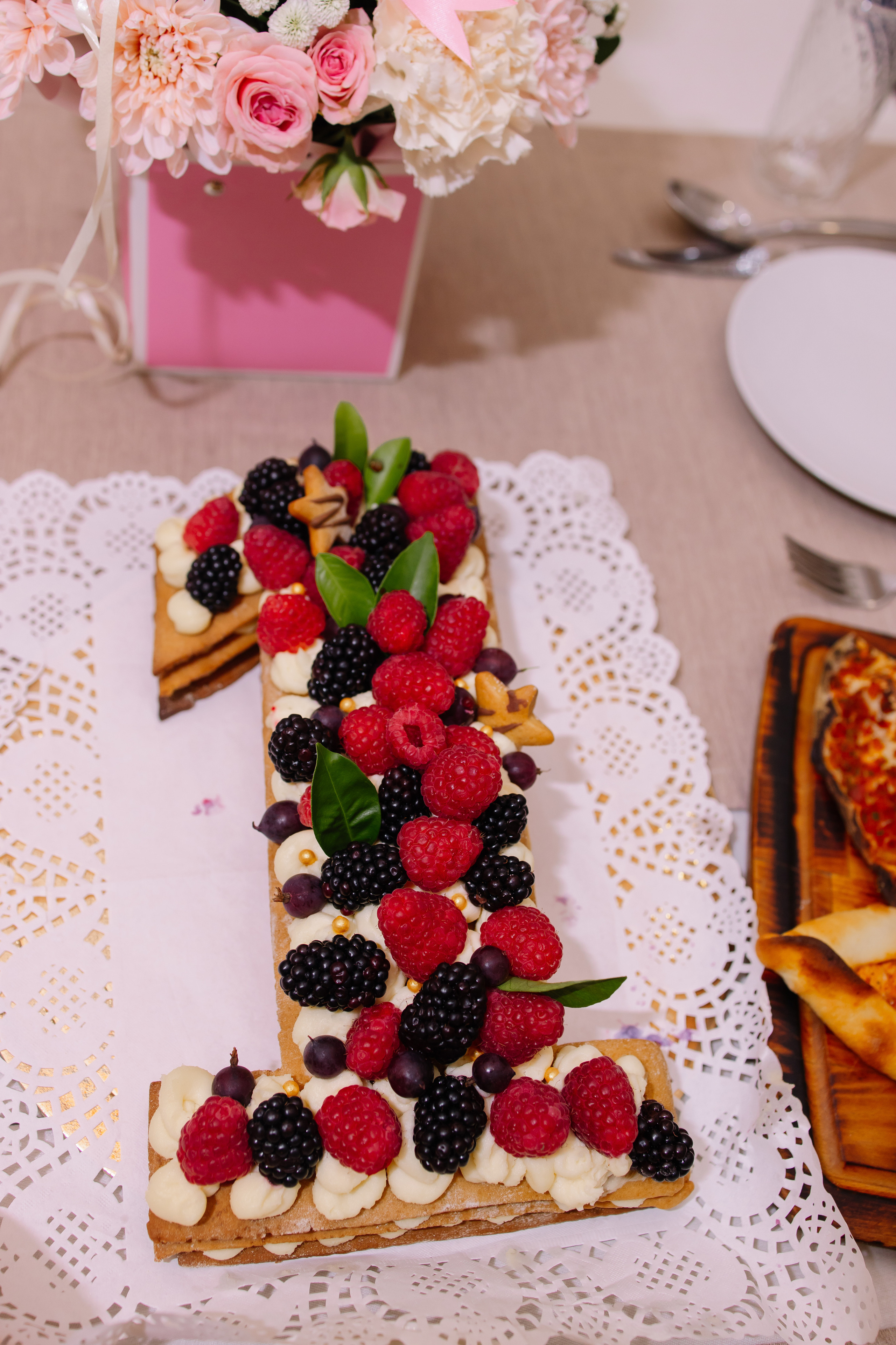 1 годик Эмилии. Свадебный фотограф в Новосибирске Лидия Александровна