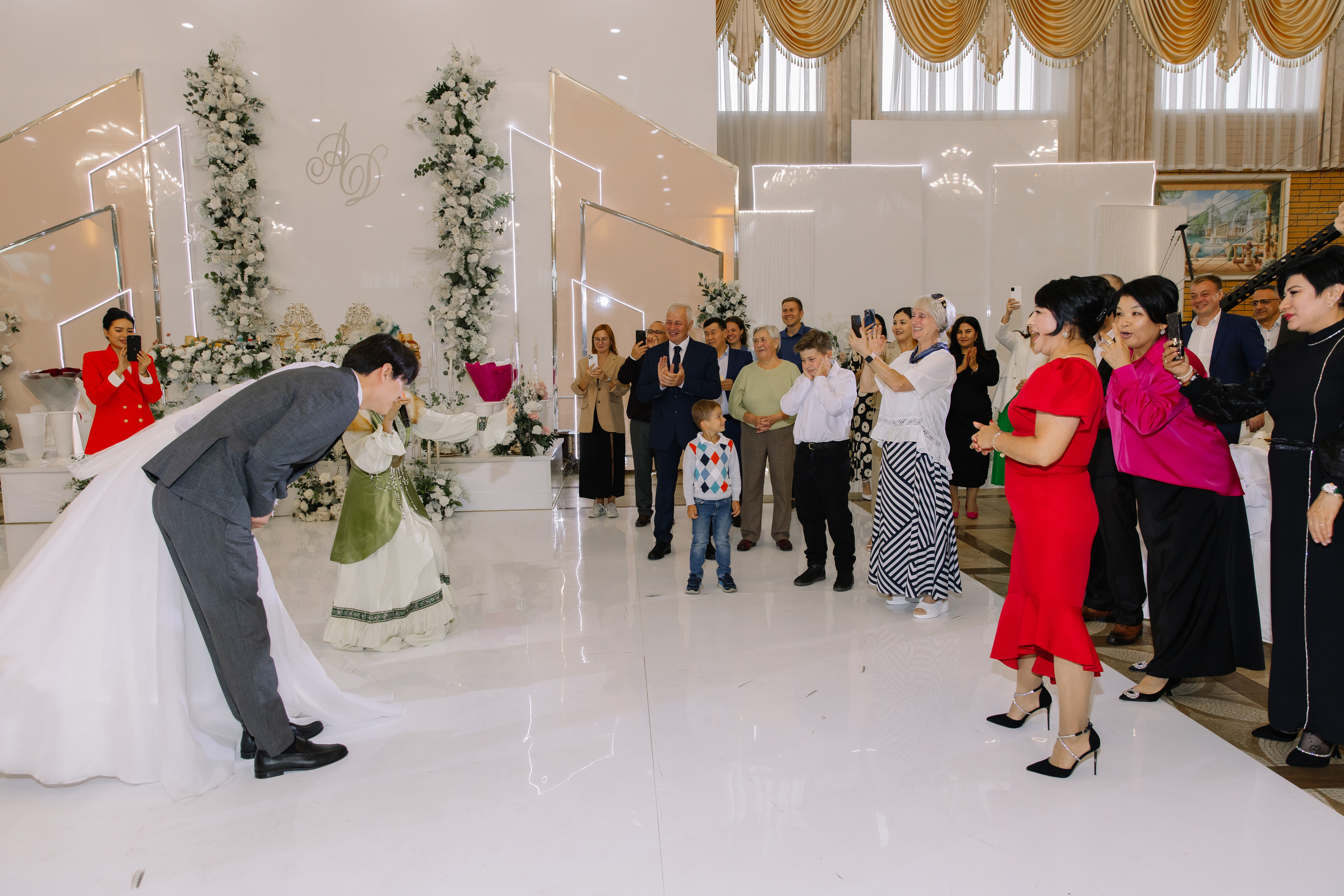 Свадьба Киргизская Арген & Дарья. Свадебный фотограф в Новосибирске Лидия Александровна