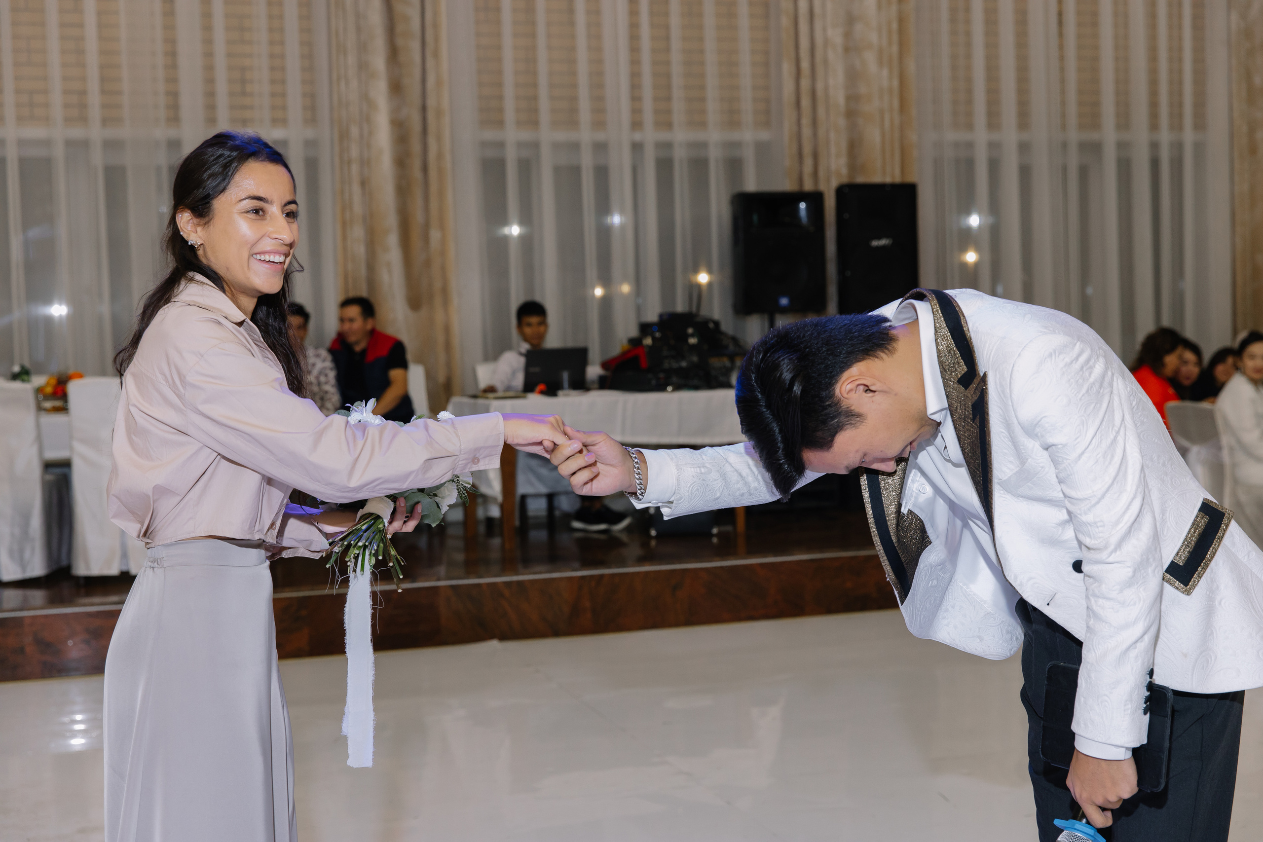 Свадьба Киргизская Арген & Дарья. Свадебный фотограф в Новосибирске Лидия Александровна