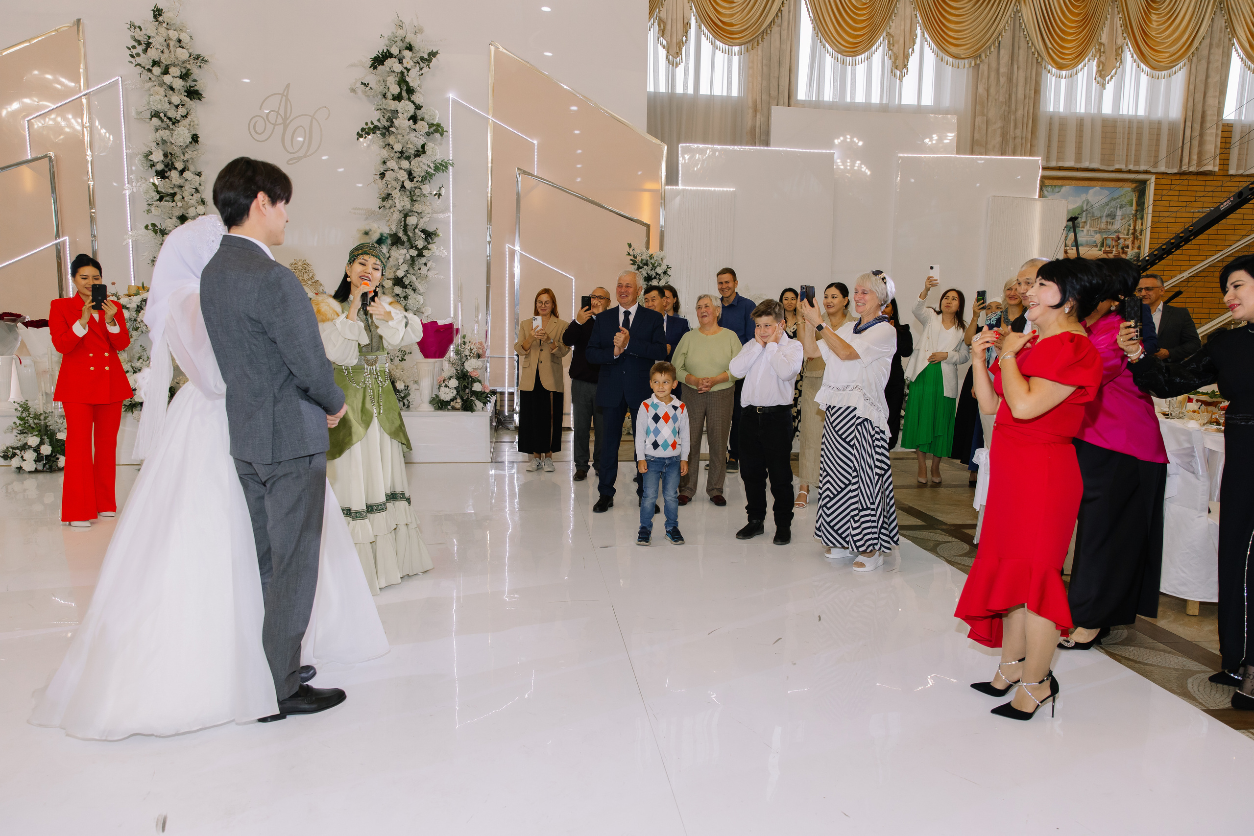 Свадьба Киргизская Арген & Дарья. Свадебный фотограф в Новосибирске Лидия Александровна