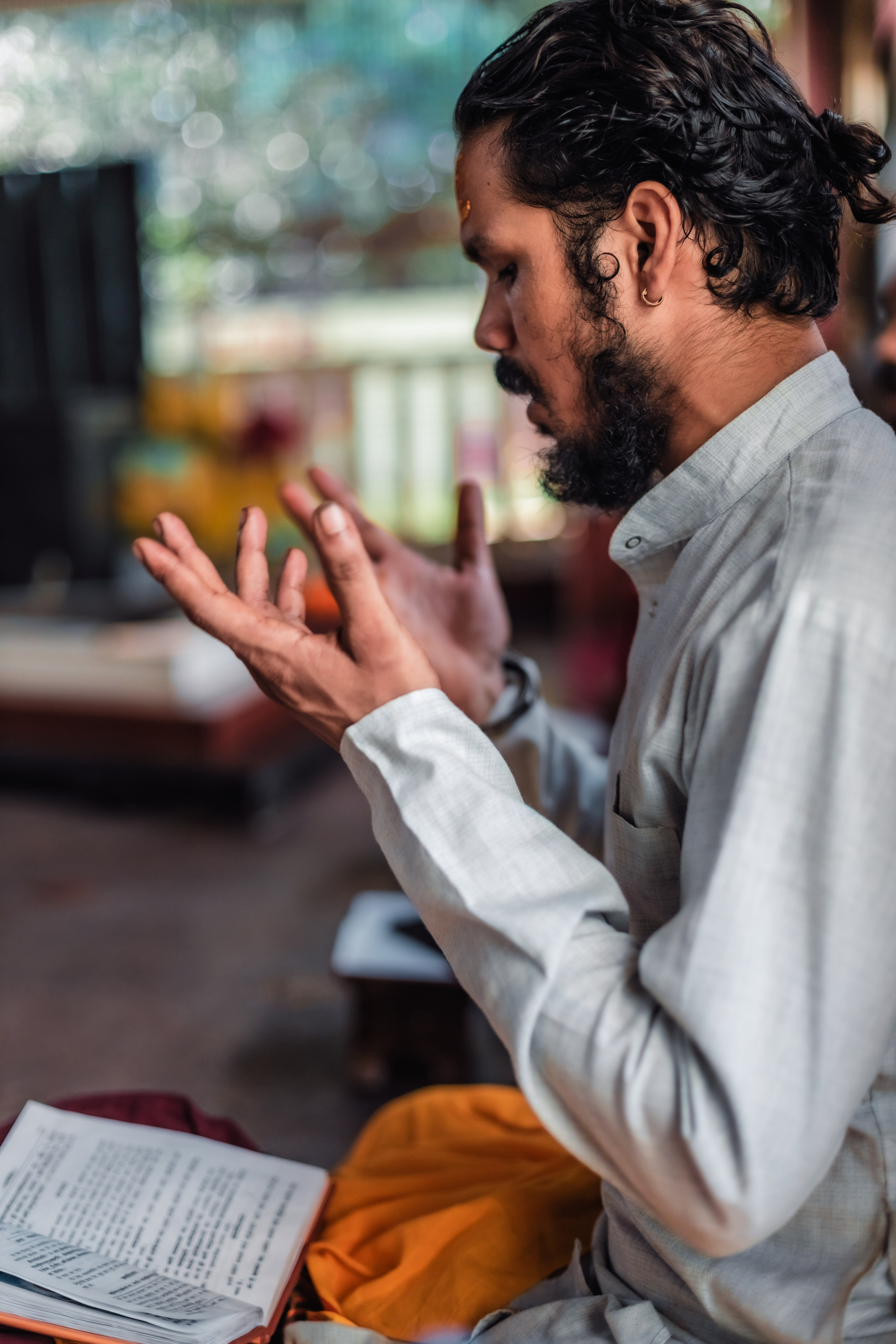 Devraha baba ji ashram life 2025. Mariam Bagdasaryan