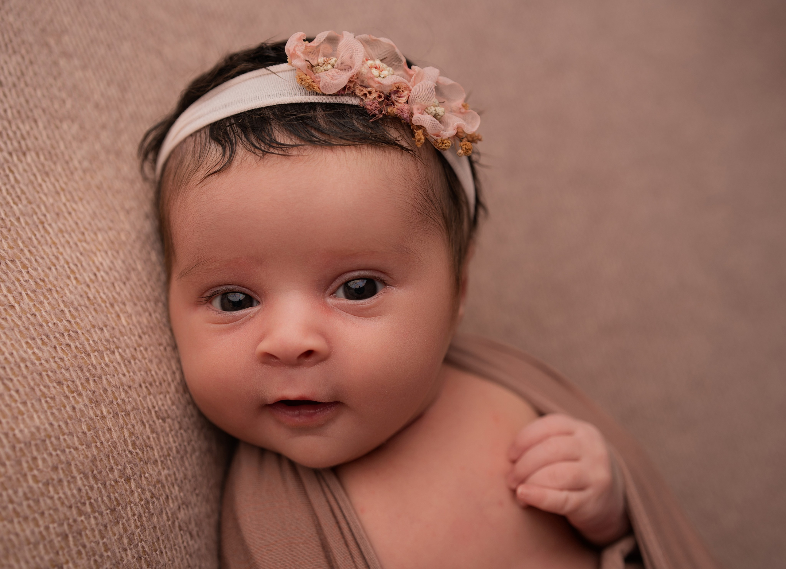 Фотограф новорожденных в Нижнем Новгороде - профессиональная фотосессия для новорожденных, уютные и милые снимки малышей, создание уникальных образов и воспоминаний для родителей. Специалист по детской фотографии предлагает услуги по съемке новорожденных в комфортной обстановке, обеспечивая безопасность и тепло для вашего малыша.