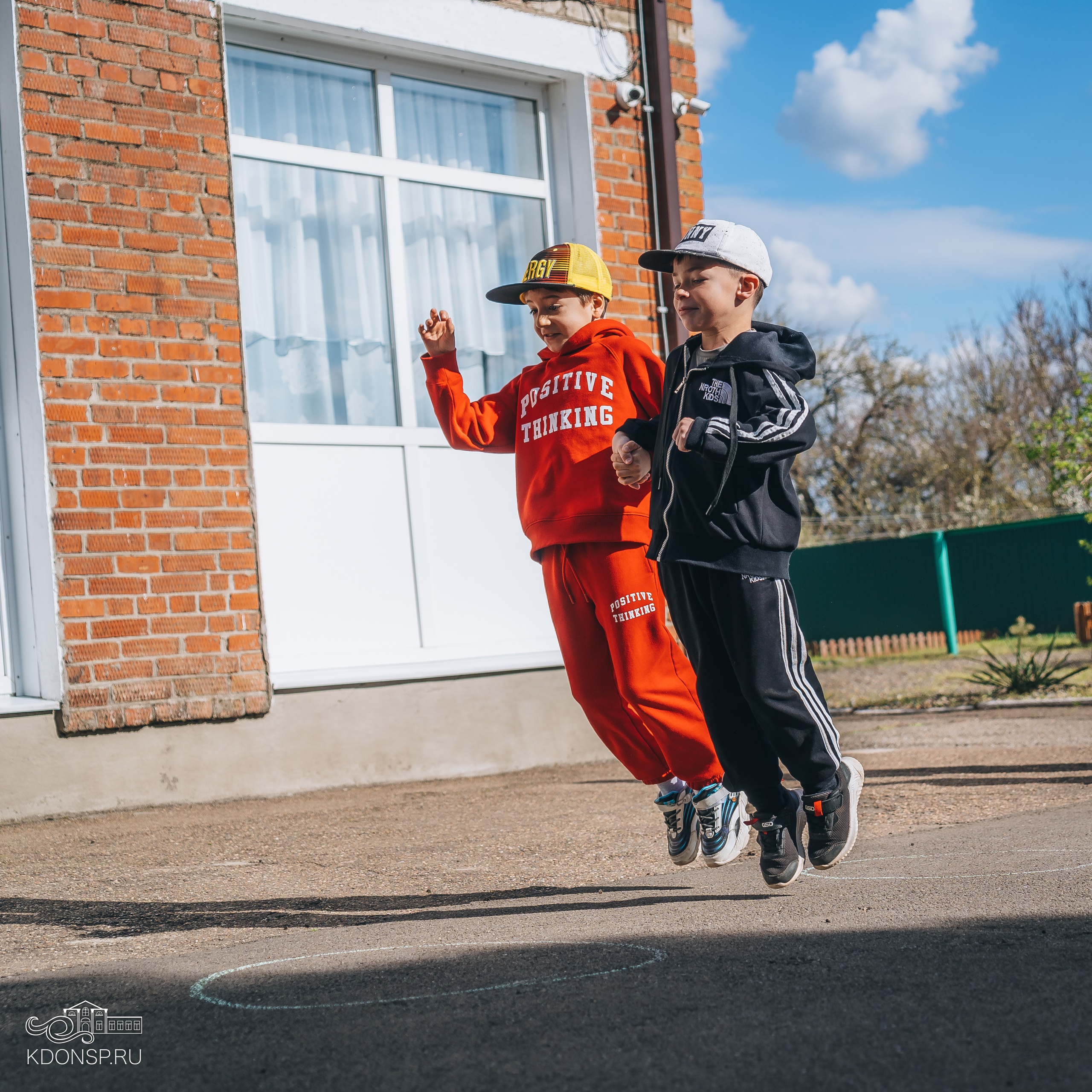 «У Лукоморья». Новотитаровский Дом культуры