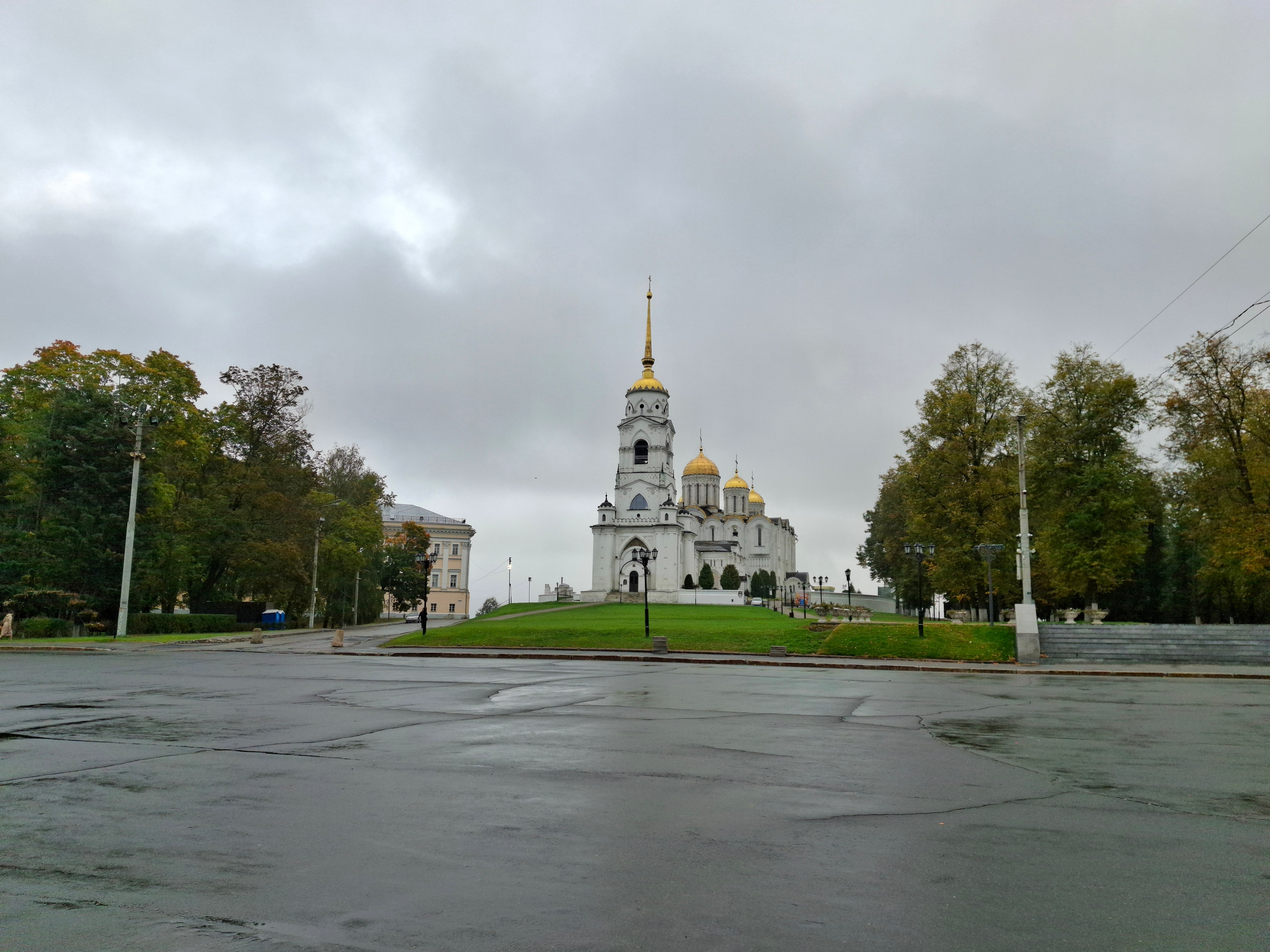 Владимир. Утро и вечер 20 сентября 2025. Игорь Жучков. Россия увиденная глазами путешествующего фотографа