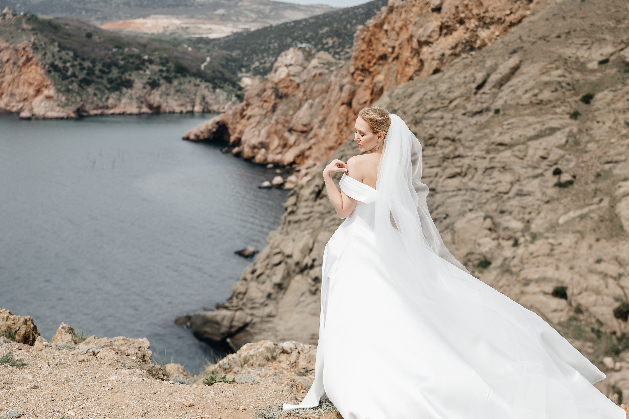 Анонс свадьбы Алены и Алексея. Весенняя Балаклава и Ливадийский дворец. Свадебный фотограф в Крыму и Севастополе Ольга Баскакова