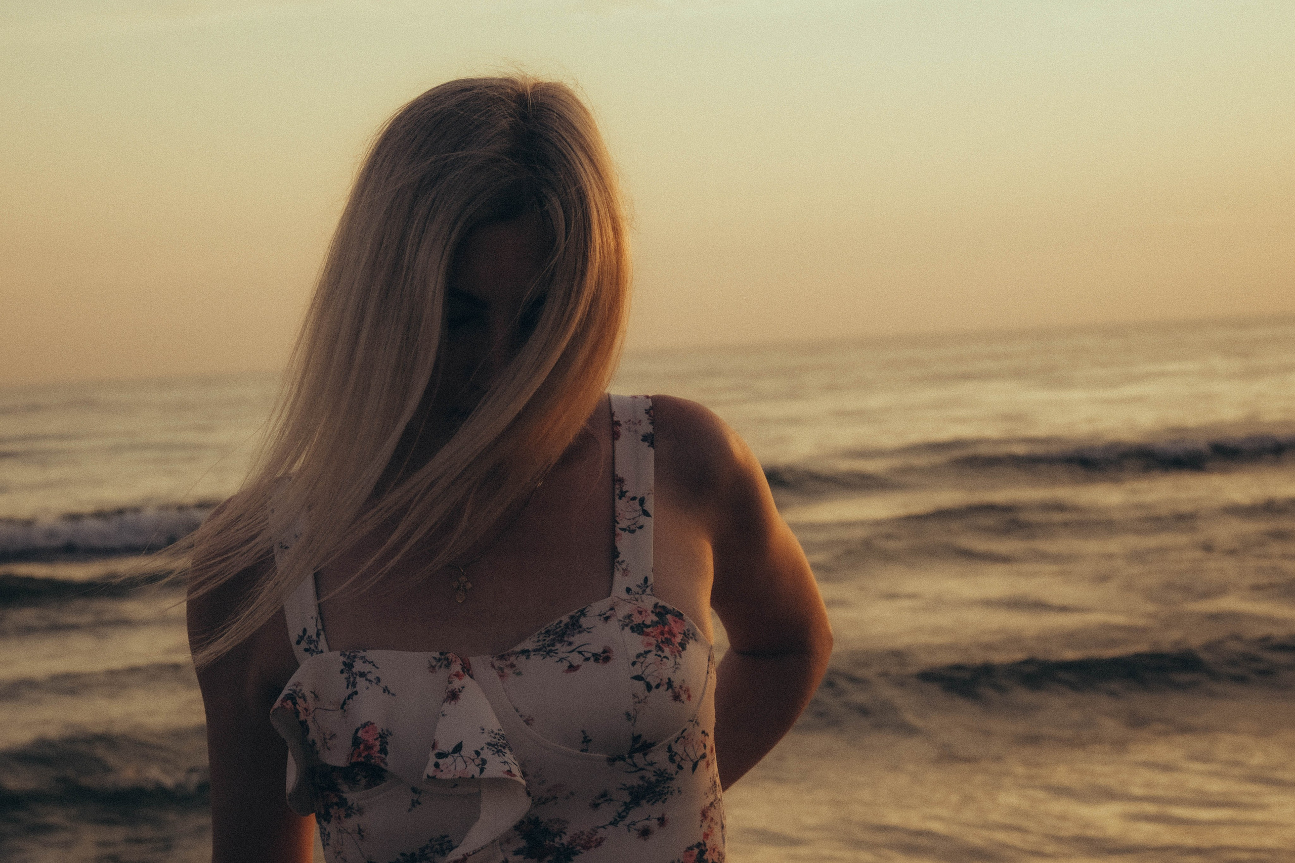 Июльский вечер на берегу черного моря. Профессиональный фотограф, Санкт-Петербург — Виктория Богомолова