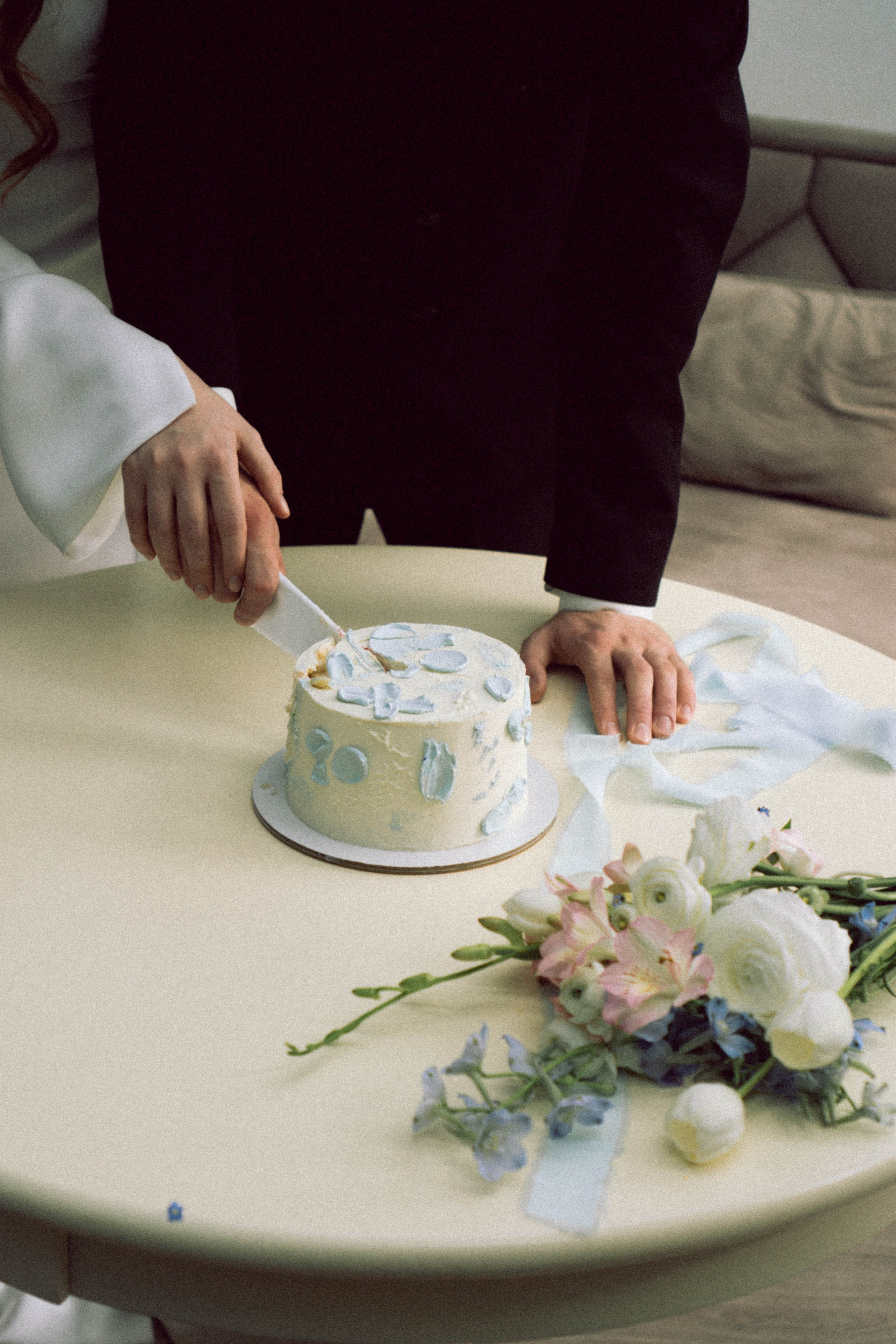 СВАДЕБНАЯ СЬЕМКА В ОТЕЛЕ. СБОРЫ ЖЕНИХА И НЕВЕСТЫ И ТАКЖЕ ТОР И ПОДГОТОВКА К ПРОГУЛКЕ. Профессиональный фотограф, Санкт-Петербург — Виктория Богомолова