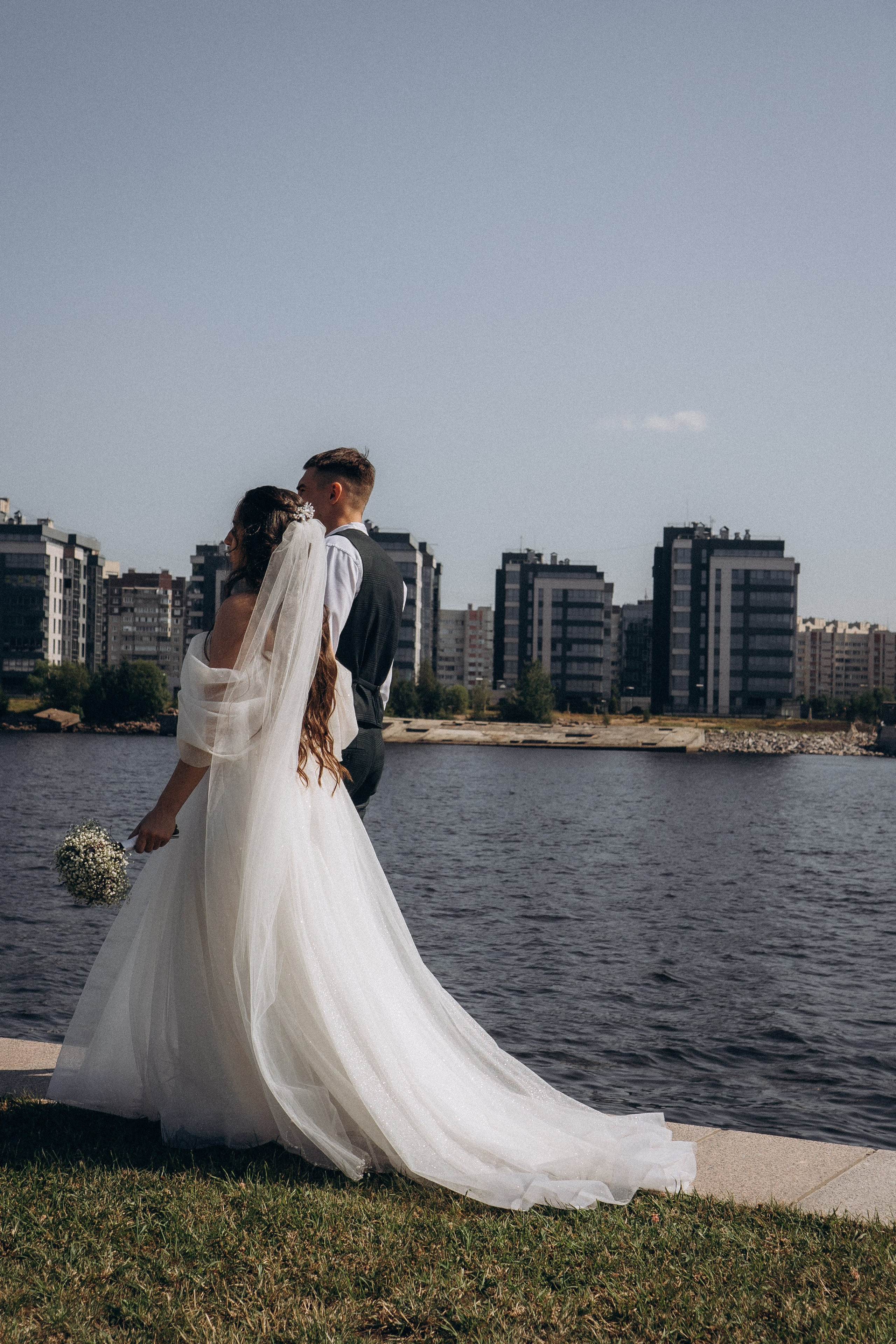 СВАДЕБНАЯ СЬЕМК В ПАРКЕ 300-ЛЕТИЯ. Профессиональный фотограф, Санкт-Петербург — Виктория Богомолова