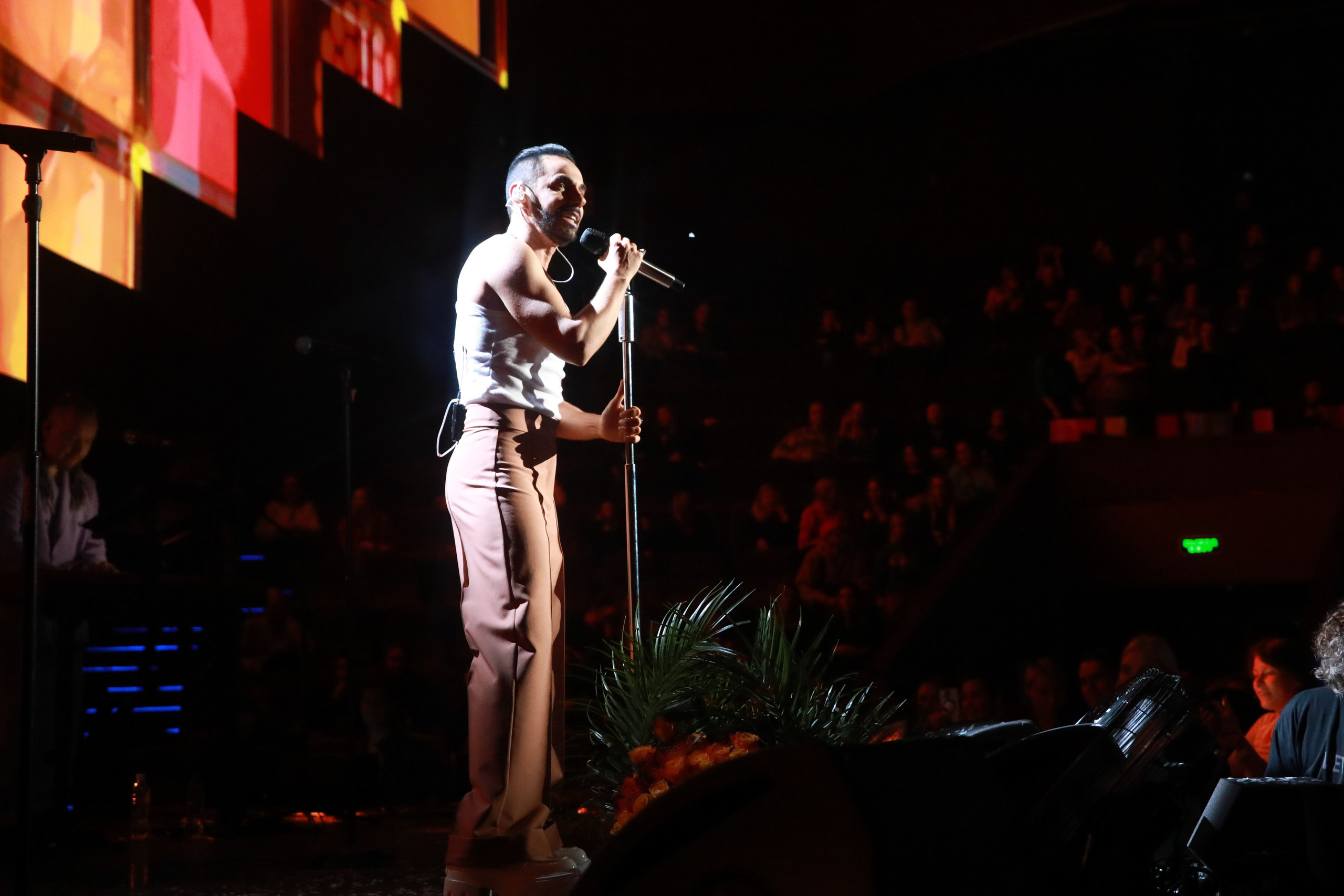 Тимур Родригез «Настроение Родригез» Vegas City Hall 30.11.24. Фотограф в Москве Яна Полосина