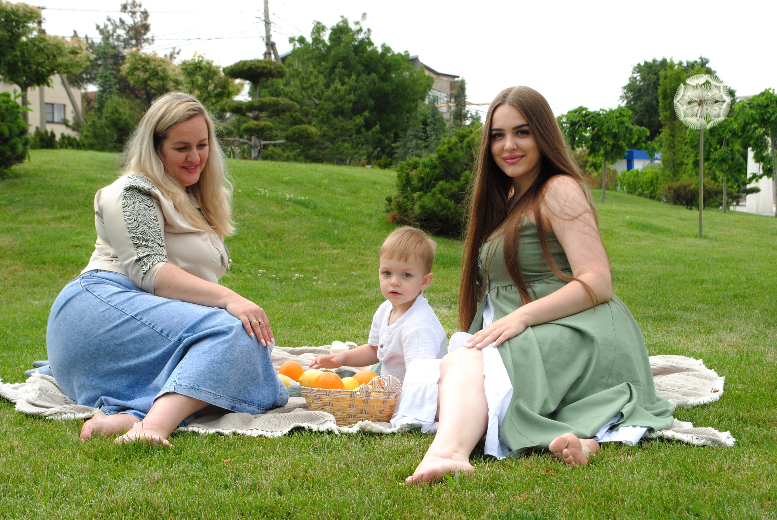 Настя и семья. Фотограф Мария Мусаелян