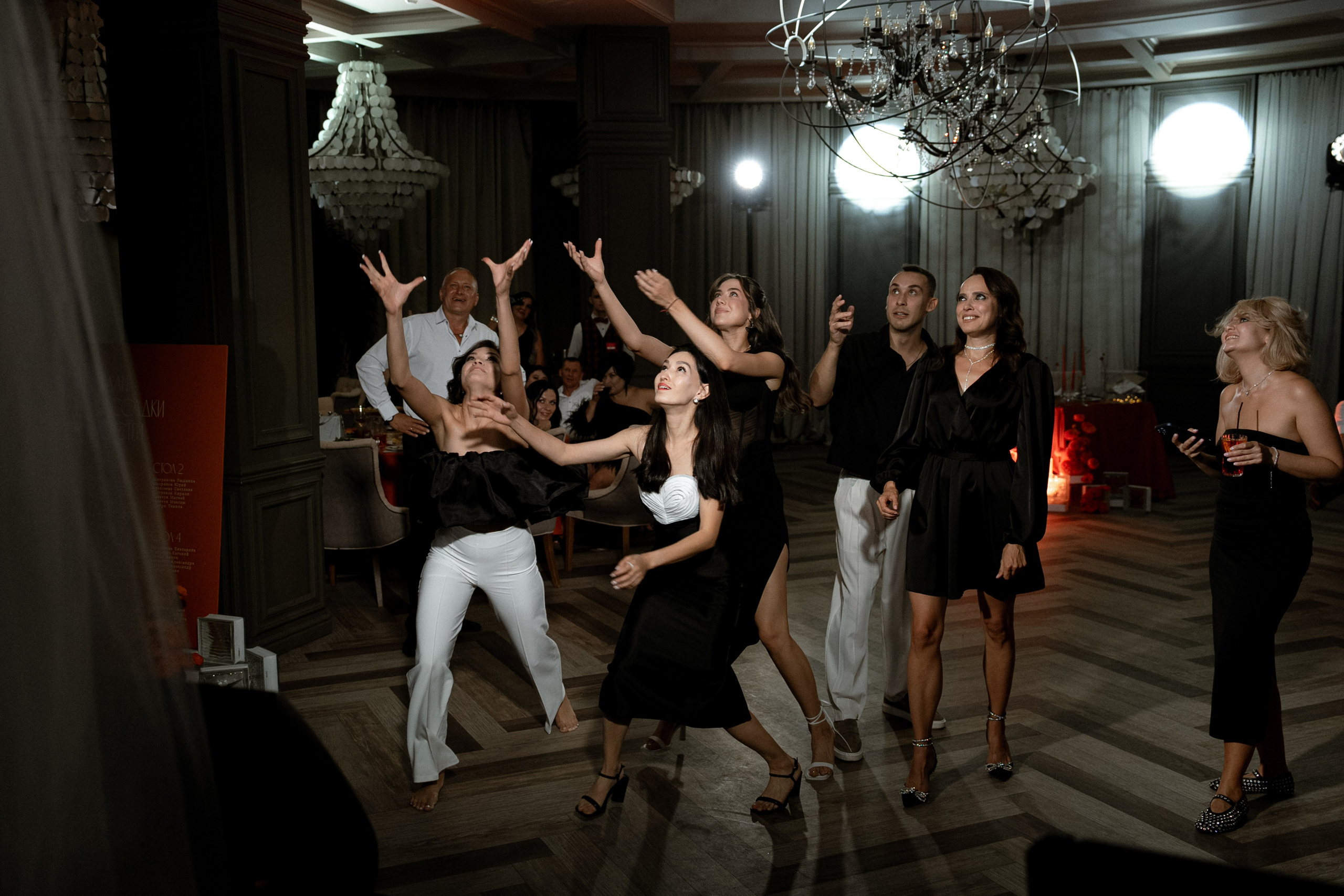 Гермес. Orange. Семейный и портретный фотограф в Саратове Сахарова Маша