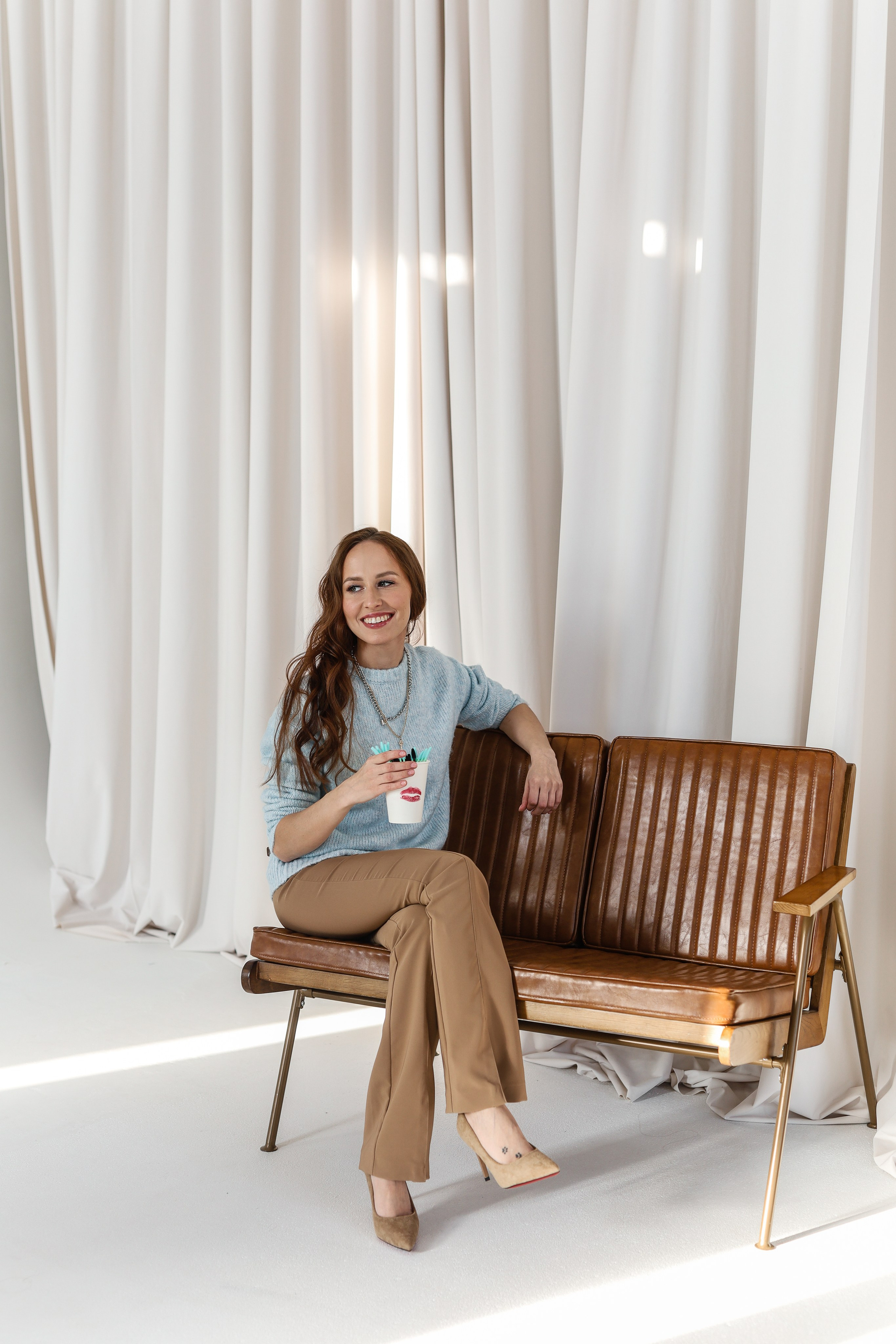 Контент для мастера перманента Кати. Фотопродакшн продающего контента