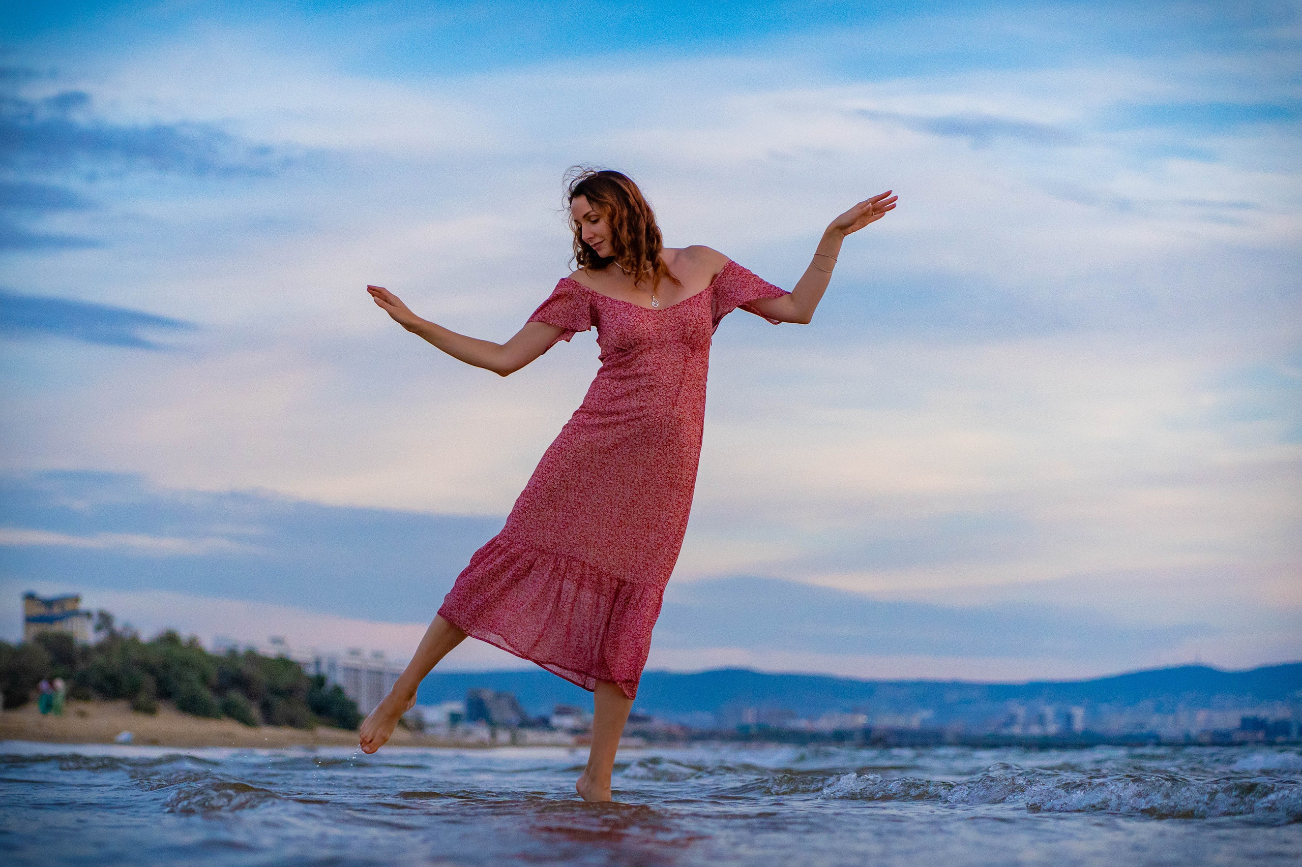 Фотоссесия в Анапе на пляже в октябре. Семейный и детский фотограф Екатерина Черняева. Снимаю портреты, love story, фотопрогулки, работаю на улице, в кафе, студии, дома у клиента