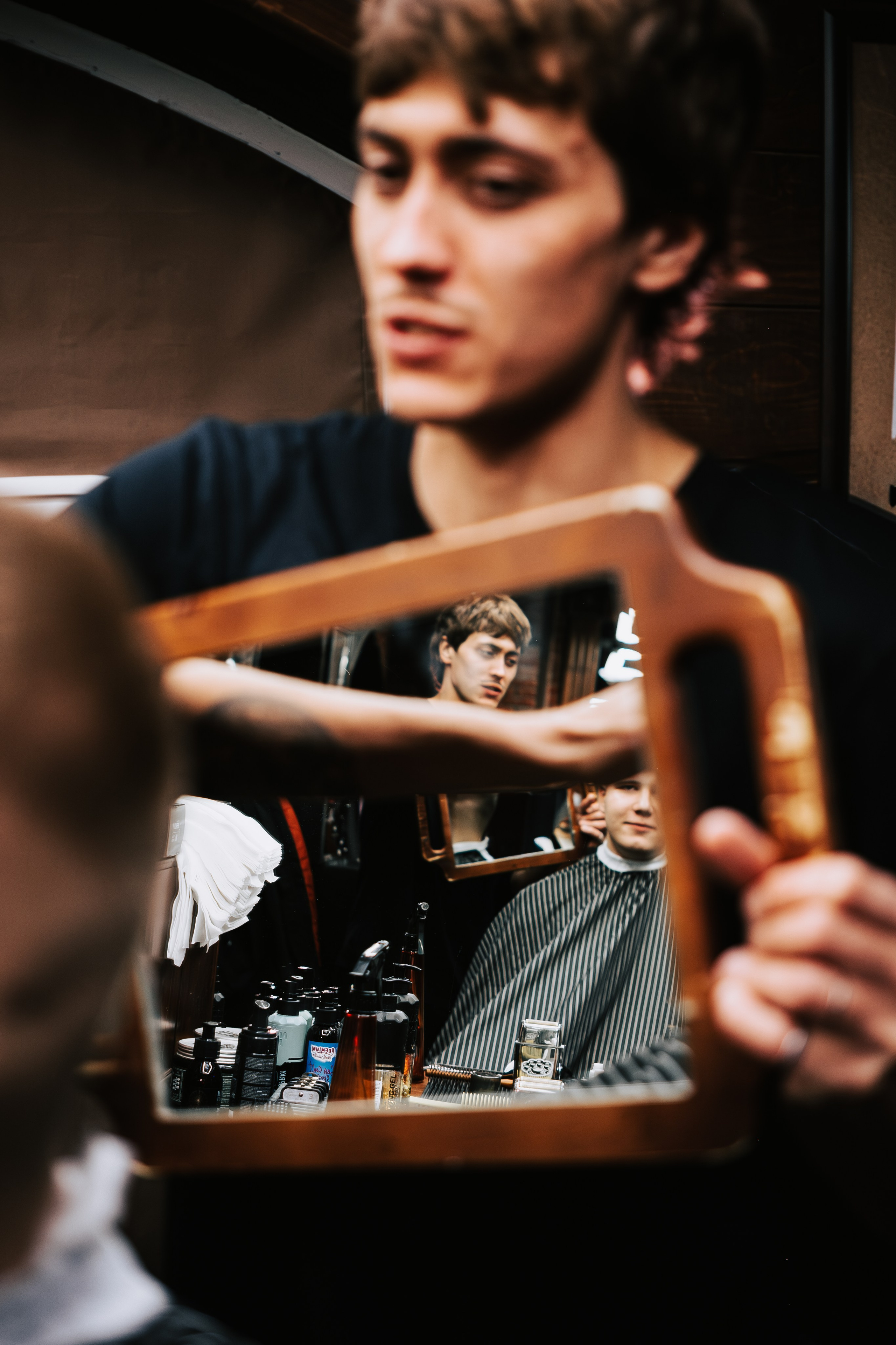 Контент-съемка барбершоп OLDBOY. Коммерческий и Портретный Фотограф Симферополь Крым Максим Махо