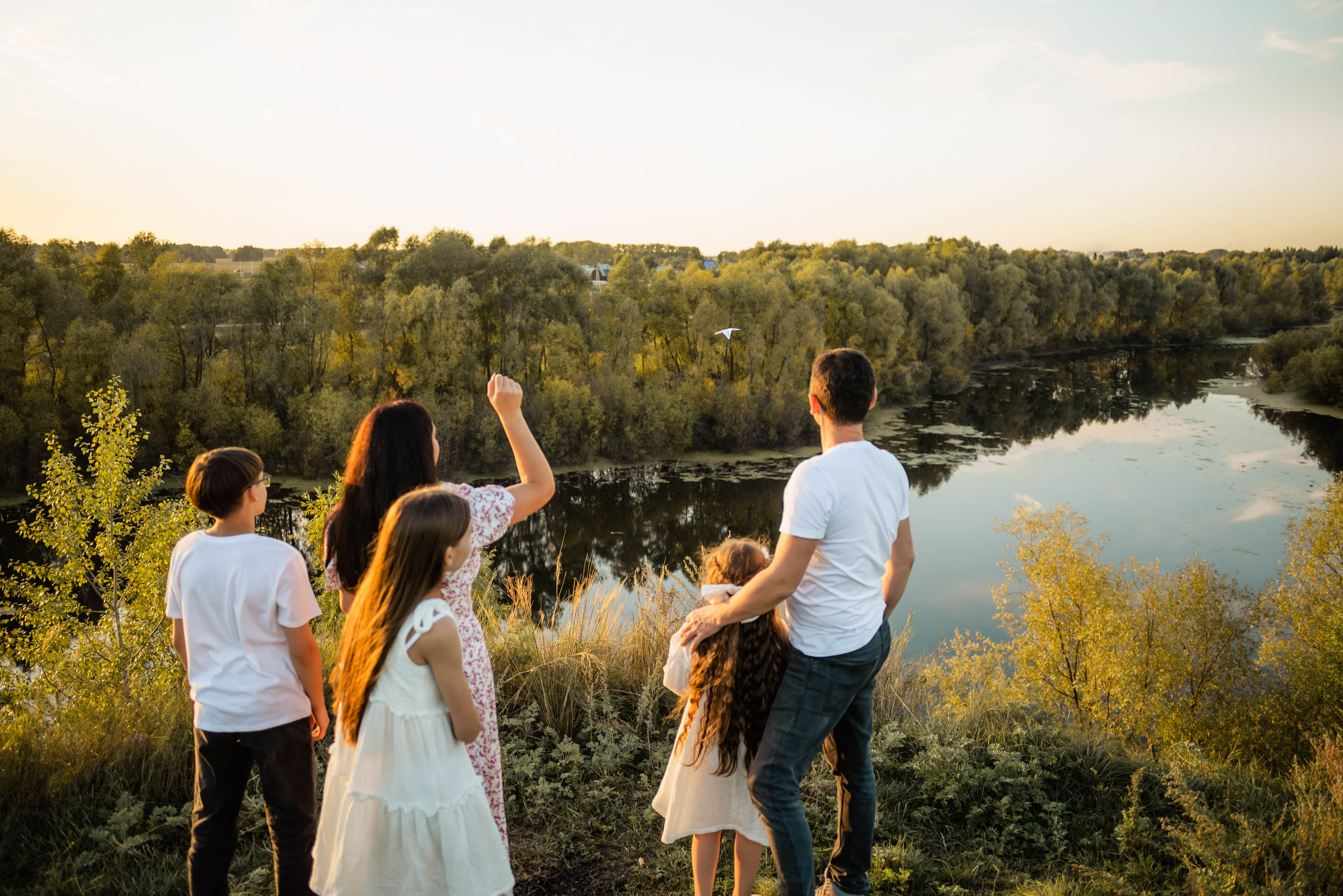 Закат в августе в шубке лисы. Свадебный и семейный фотограф в Новосибирске, Санкт-Петербурге, Москве