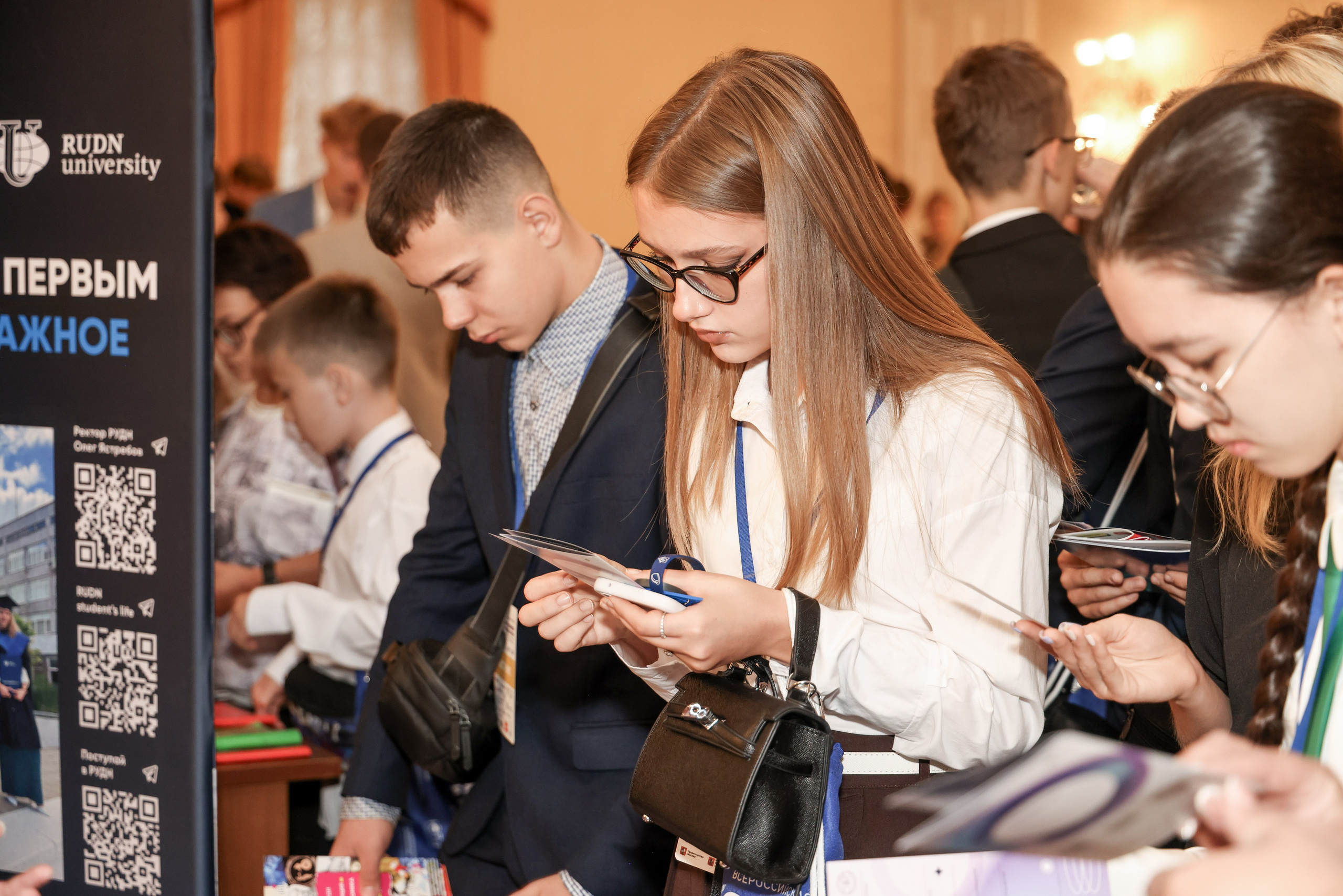 Государственная дума «Юные техники и Изобретатели». Фотограф Антон Чупринин