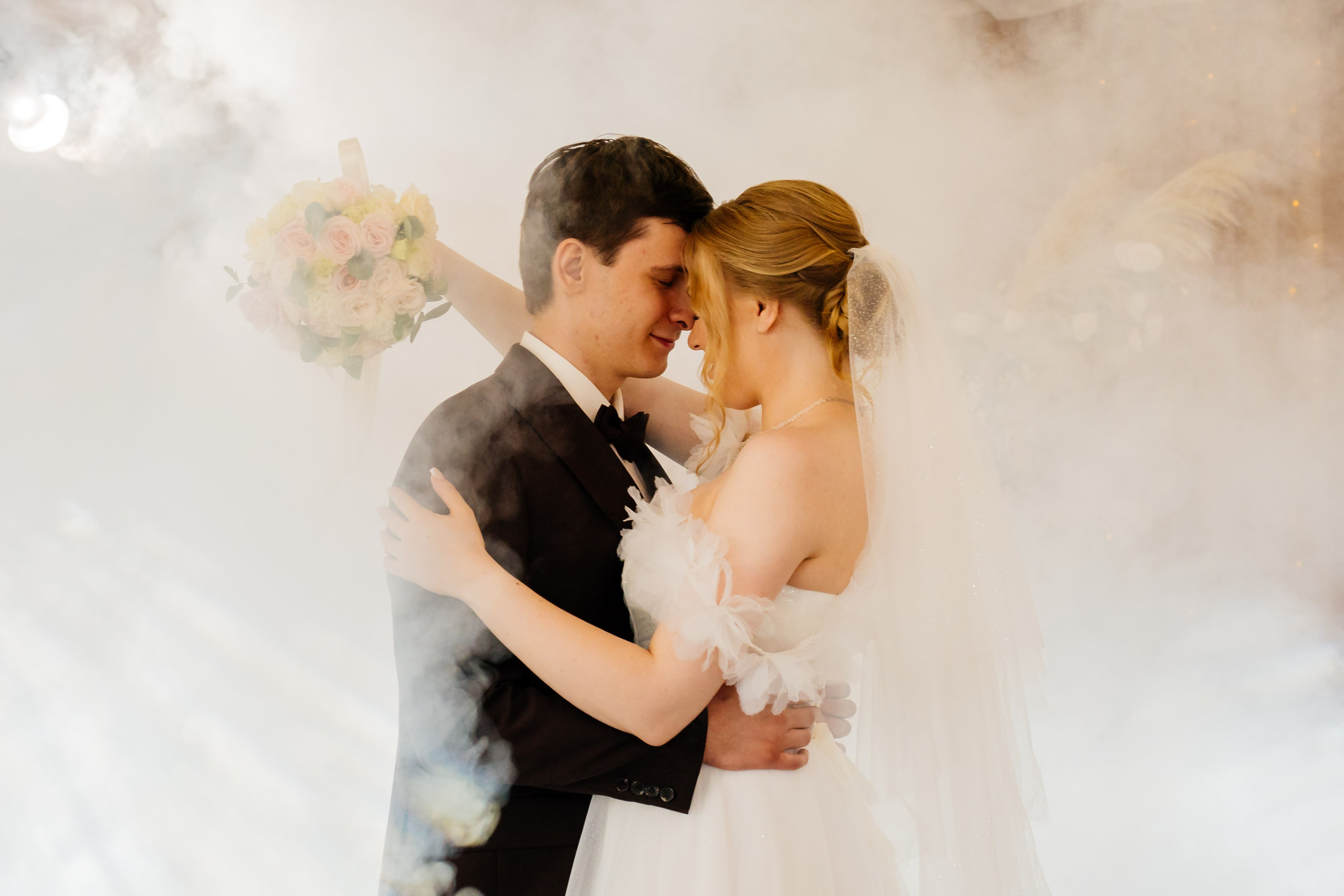 Ксения и Владислав. Видеограф и Фотограф в Челябинске Ксения и Владимир Рюмины