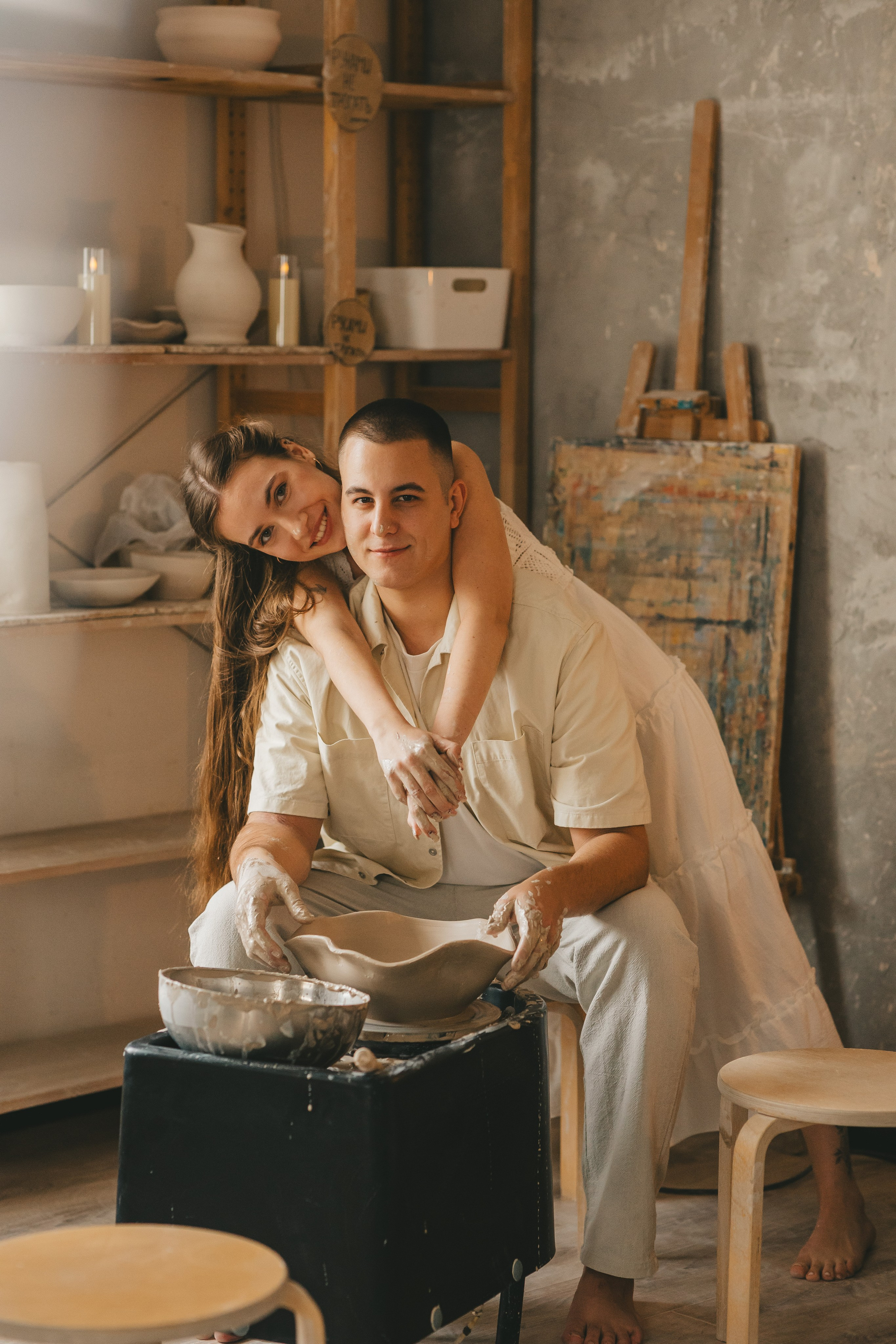 Дима и Даша в гончарной мастерской. Семейный lifestyle фотограф в Санкт-Петербурге Людмила Пахомова