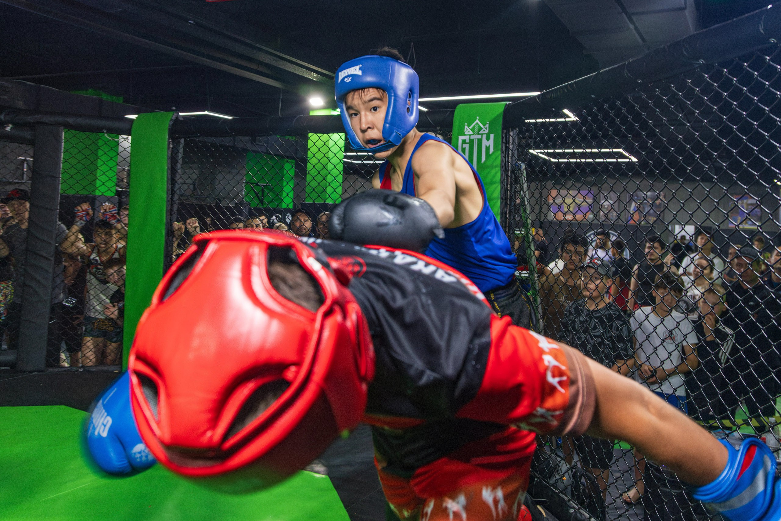 Репортажная съёмка турнира по кикбоксингу. Репортажный фотограф Екатеринбург | Яркий, качественный репортаж | Концерты, клубы, репортаж, праздники, корпоративы