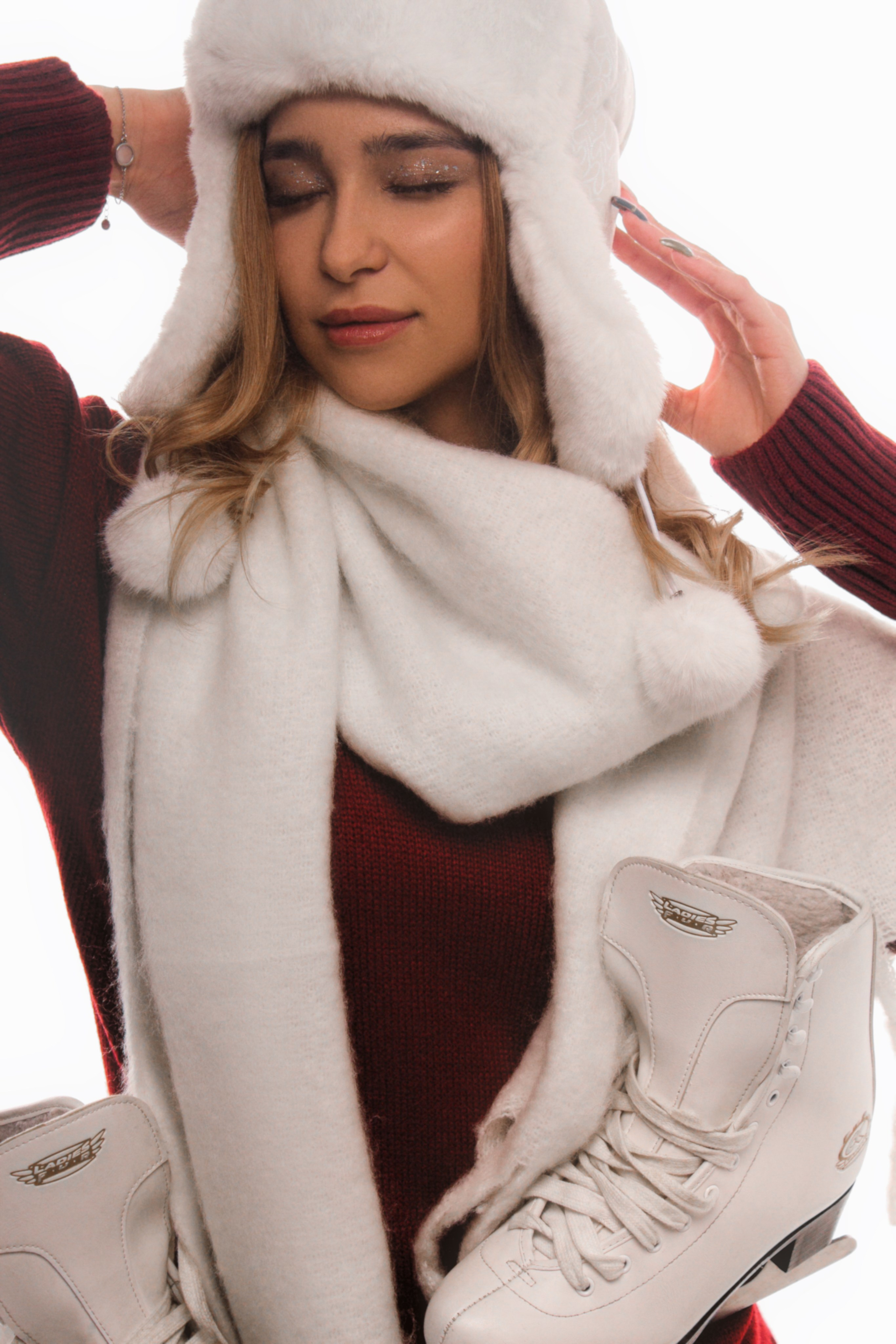 Творческая фотосессия в студии: зимний контент с уникальным стилем. Фотограф в городе Самара. Алёна Пинчук