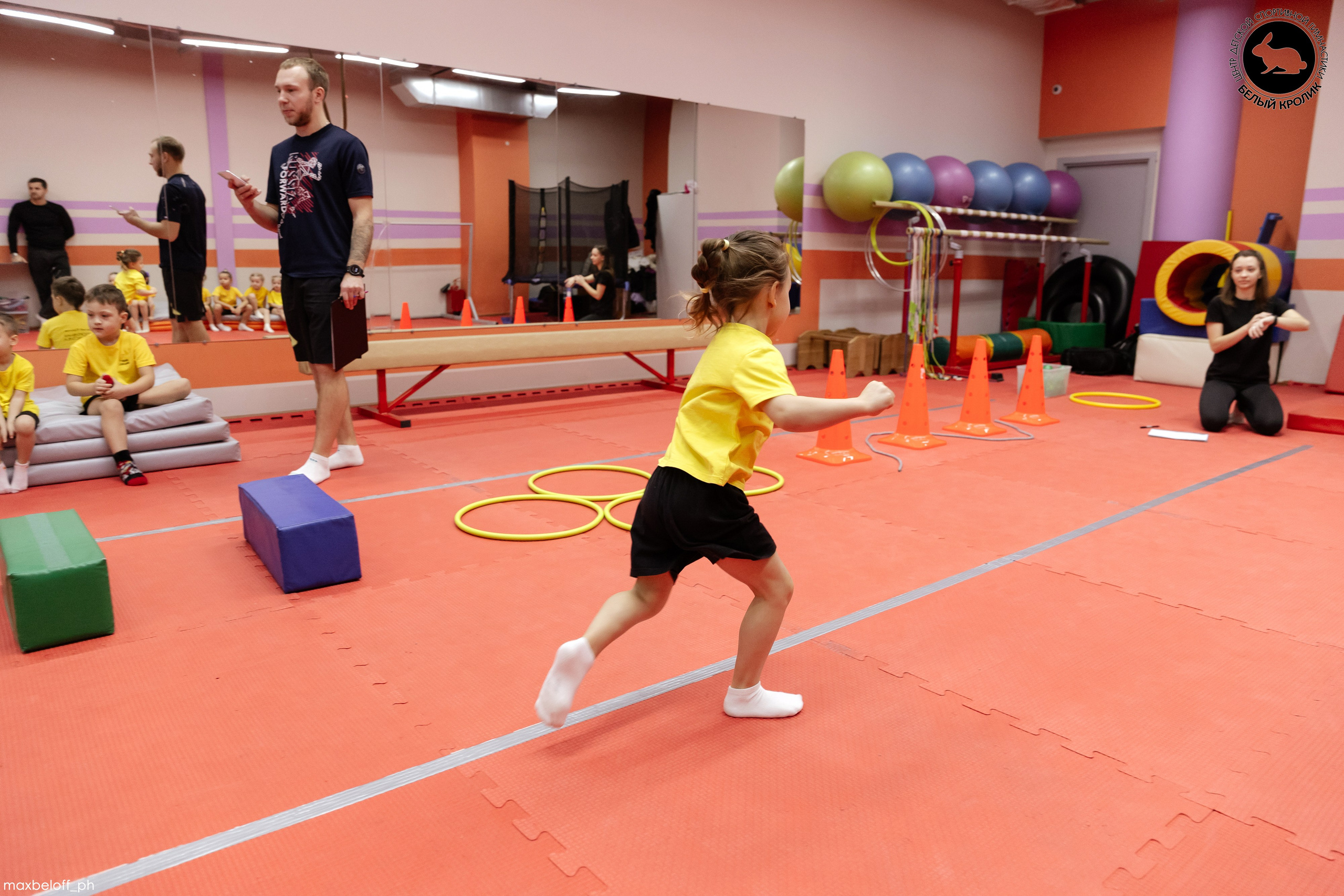 Белый кролик. Соревнования. Семейный фотограф — Макс Белогрудов