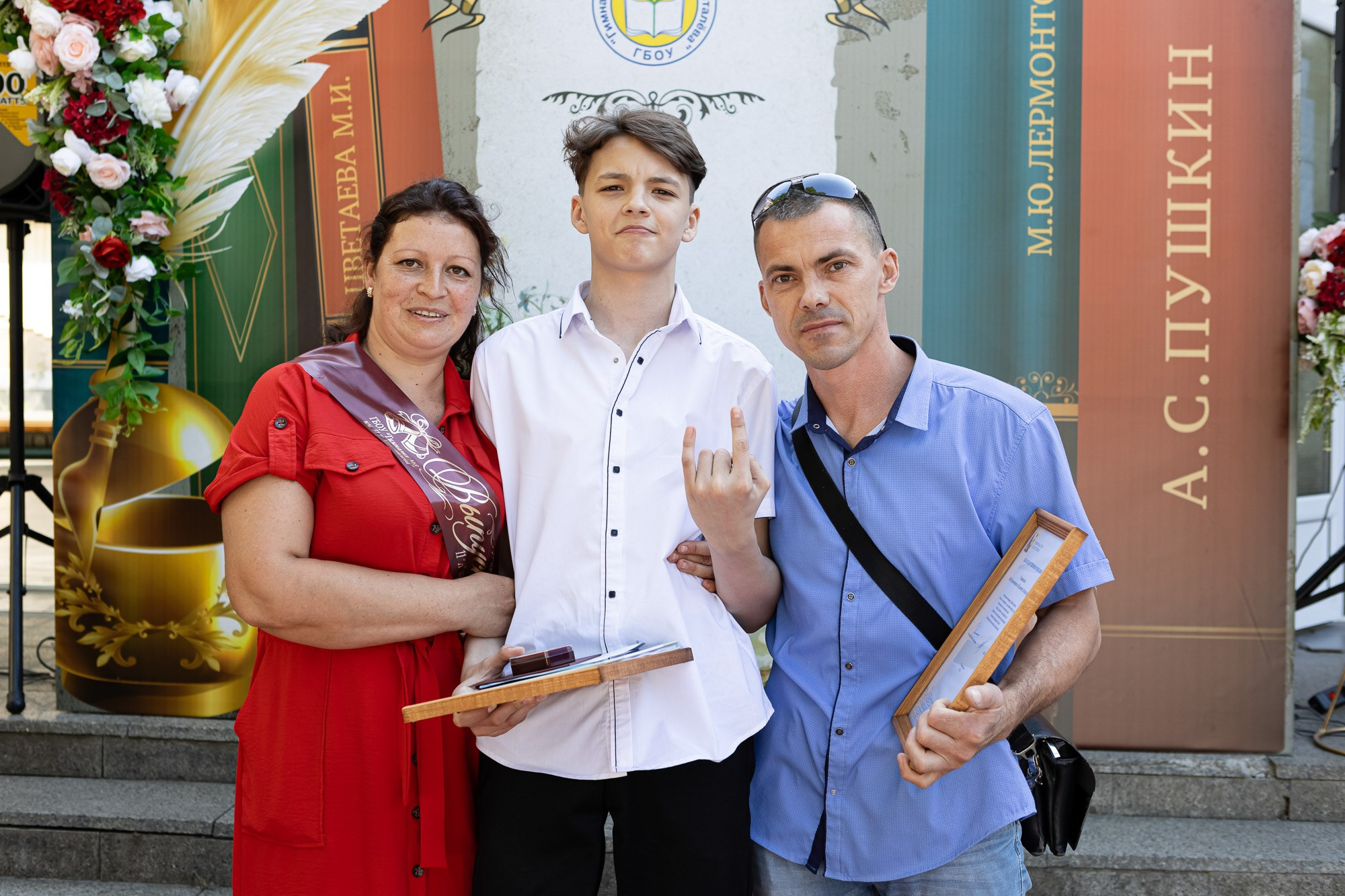 Фотосъёмка выпускного в школе. Свадебный фотограф, фотосъемка в Крыму, Севастополе, Симферополе, Ялте