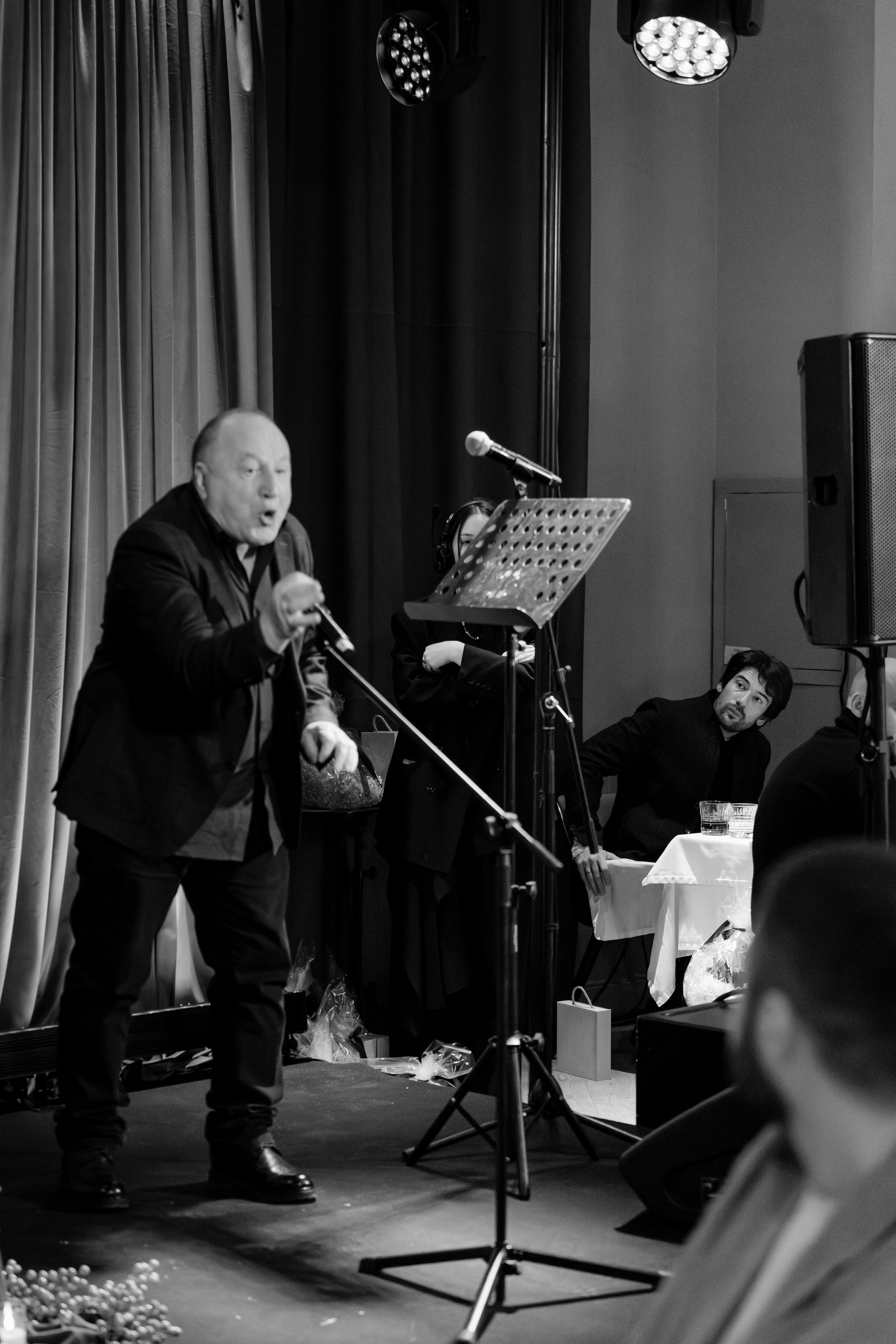 Литературный вечер «Libra». Репортажный фотограф в Москве Саша Дружинина