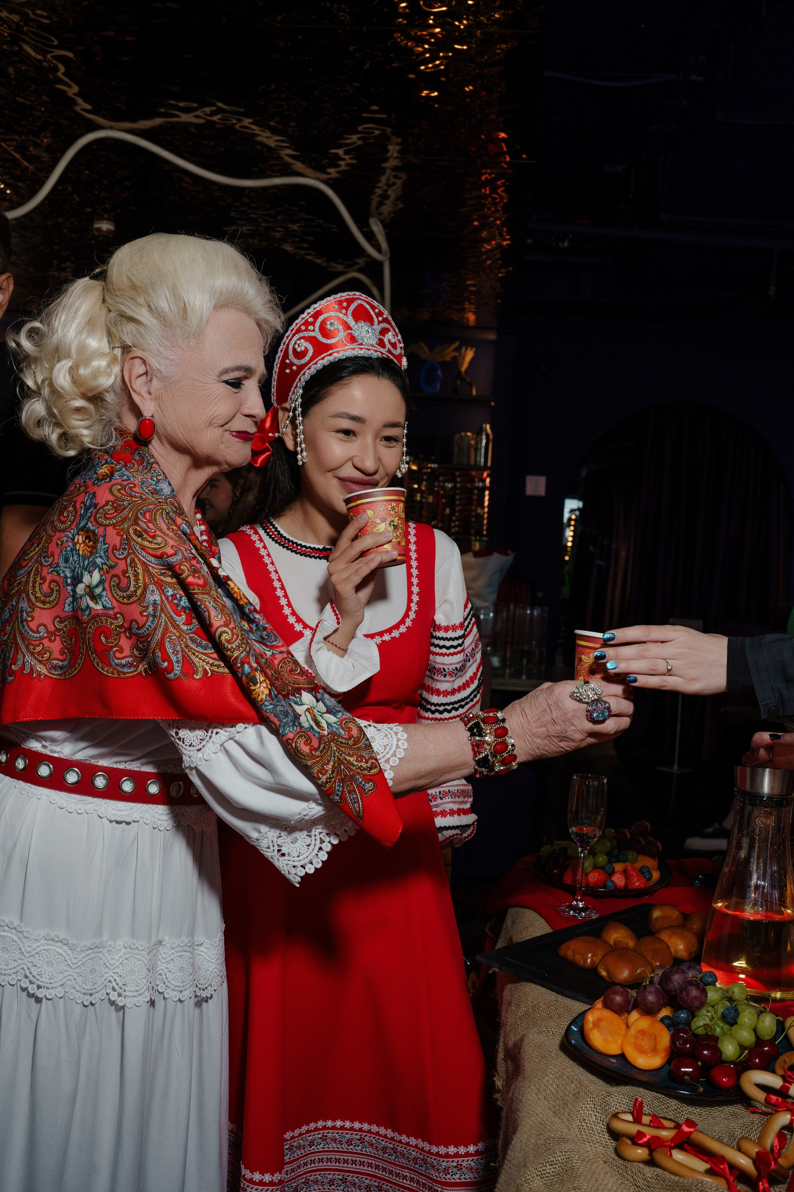 Гендер пати в славянском стиле. Репортажный фотограф в Москве Саша Дружинина