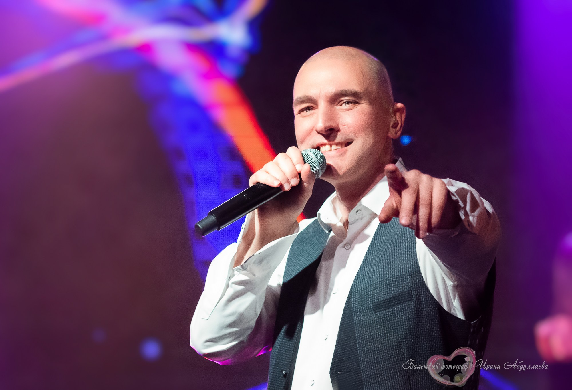 А.Державин — Magnus-Locus (съемка направлена была на поиск афиши)