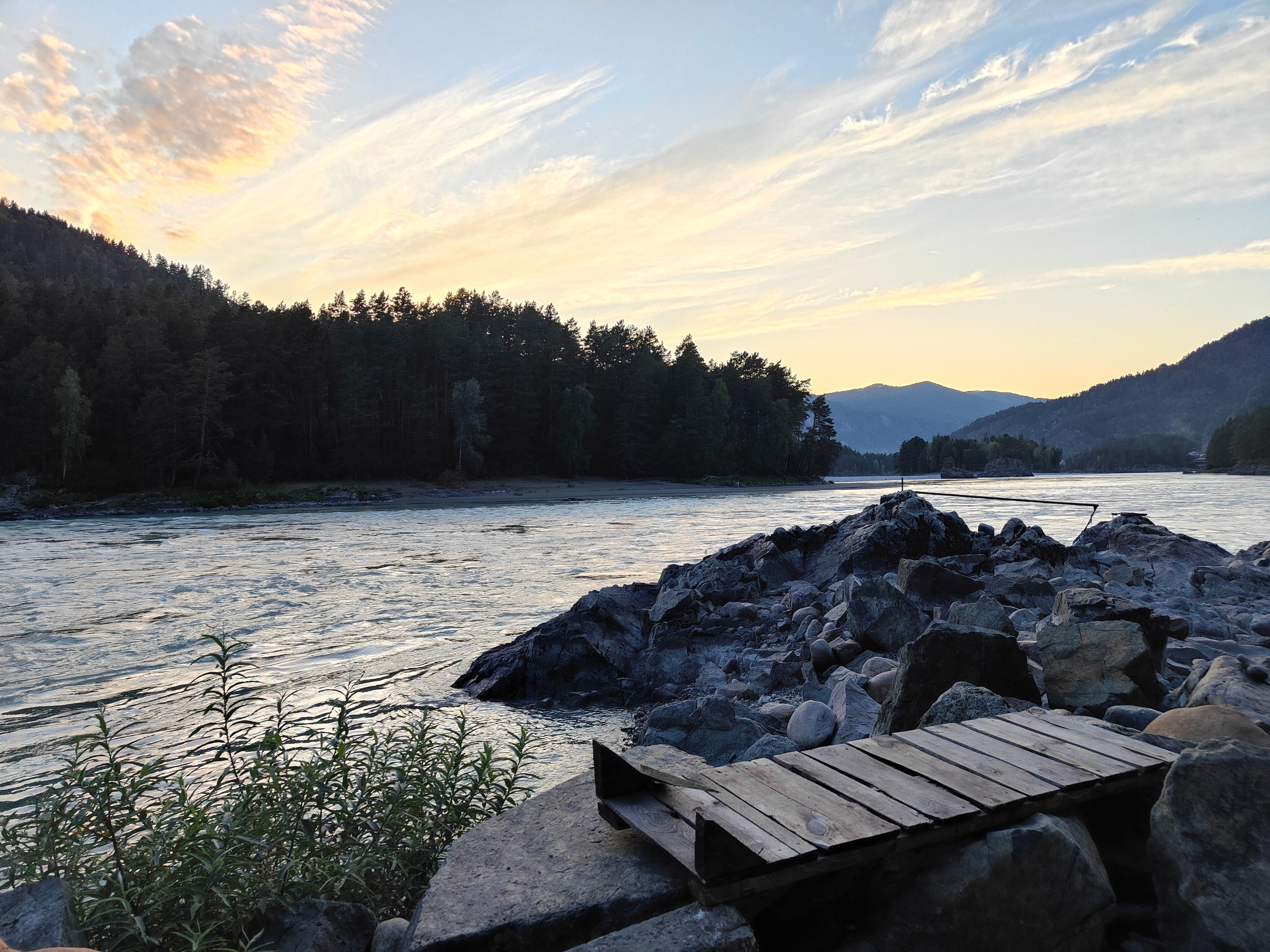 Катунь на Айском тракте и вечерний Кызыл-Таш. Фотограф-документалист Мария Осокина