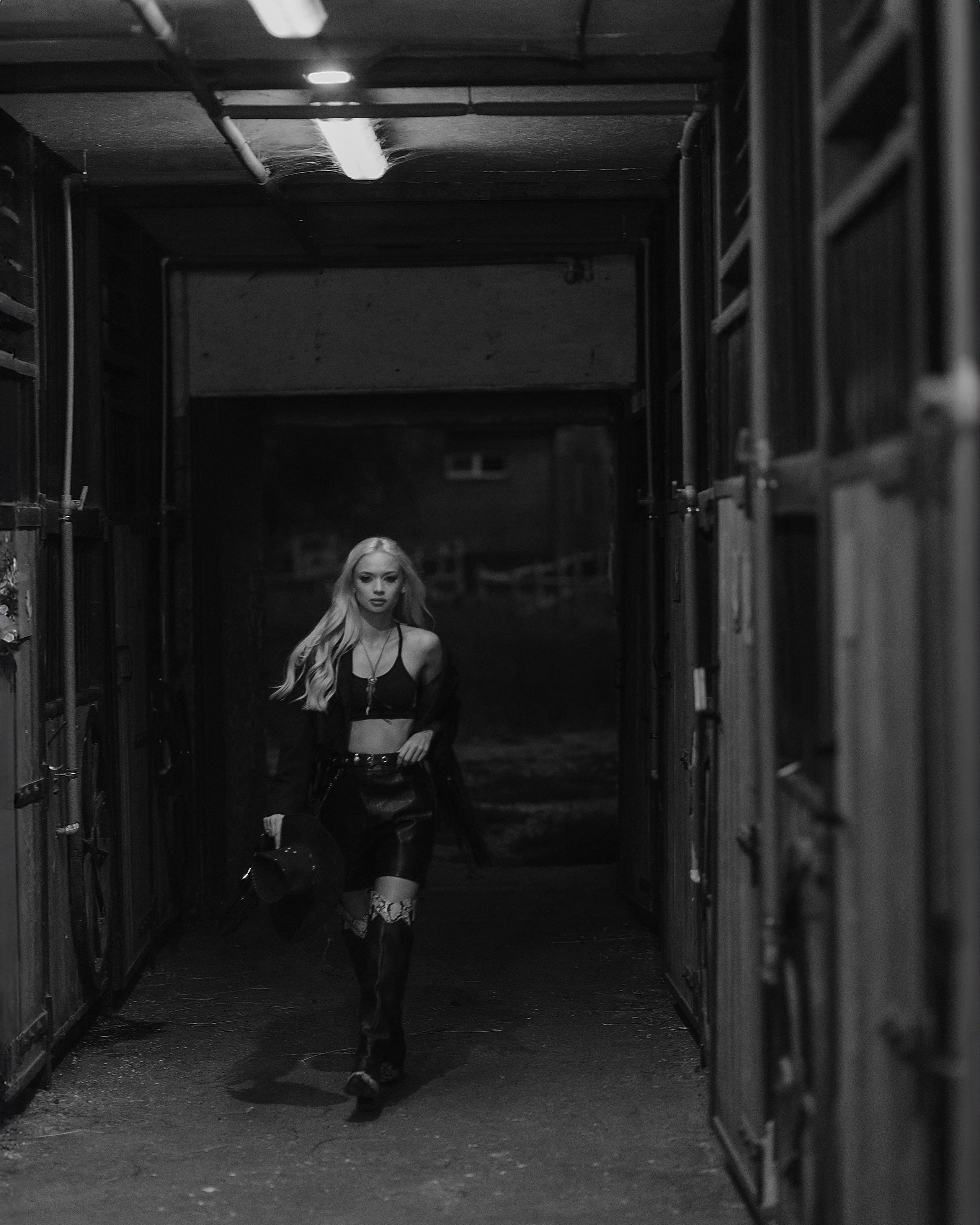 Надя «Вестерн». Павел Померанцев