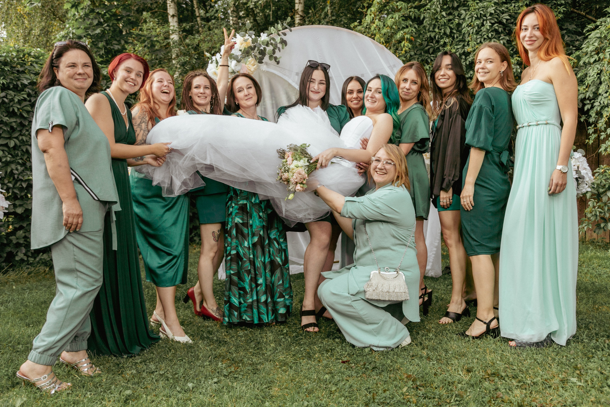 Супруга и ее подруги