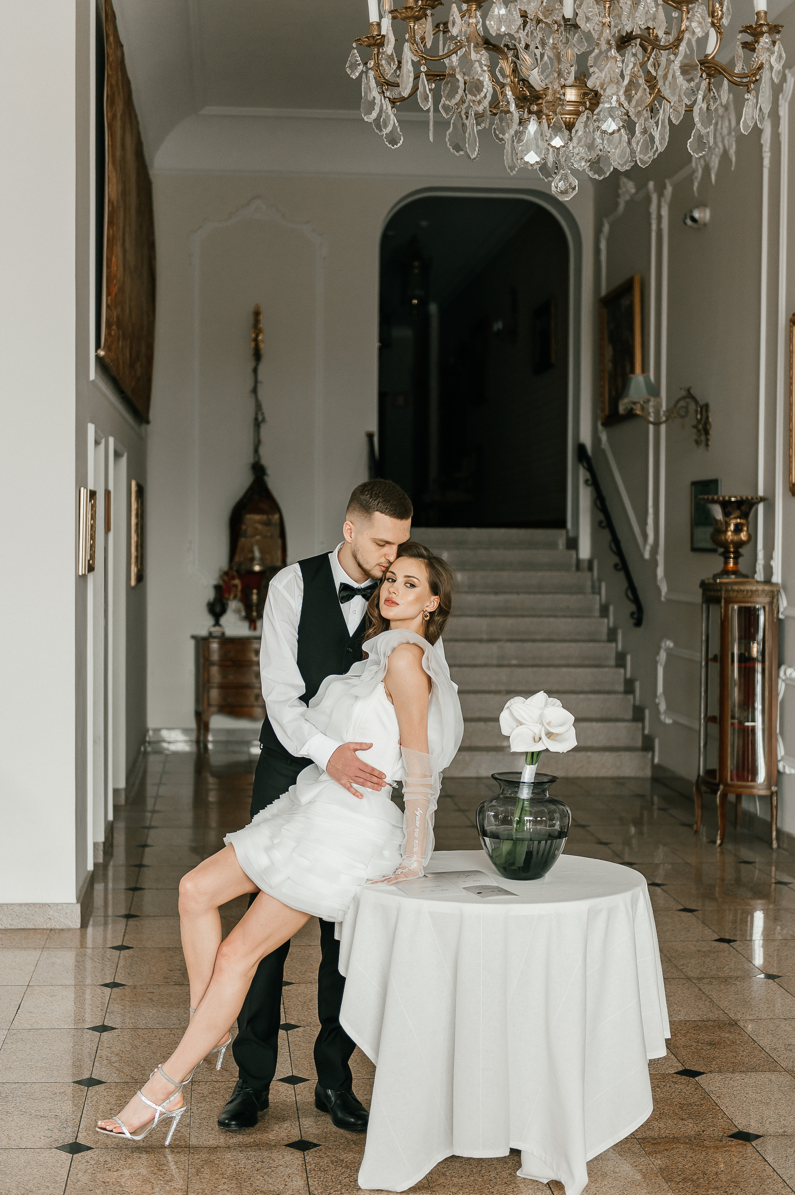 Свадебная фотосессия в бутик-отеле. Екатерина Бакурова — контент фотограф, женский фотограф в Краснодаре