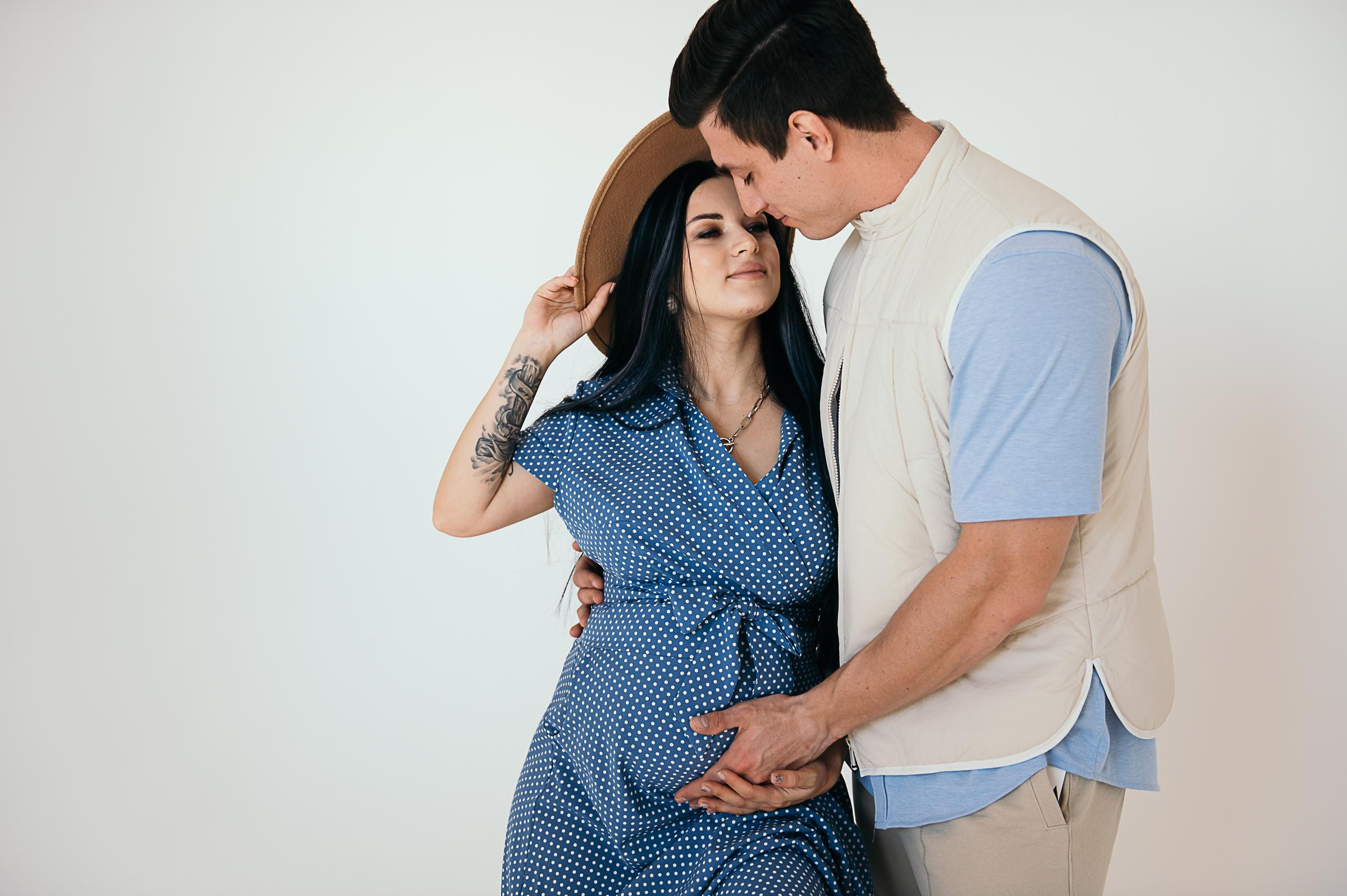 Семья в студии. Екатерина Бакурова — контент фотограф, женский фотограф в Краснодаре